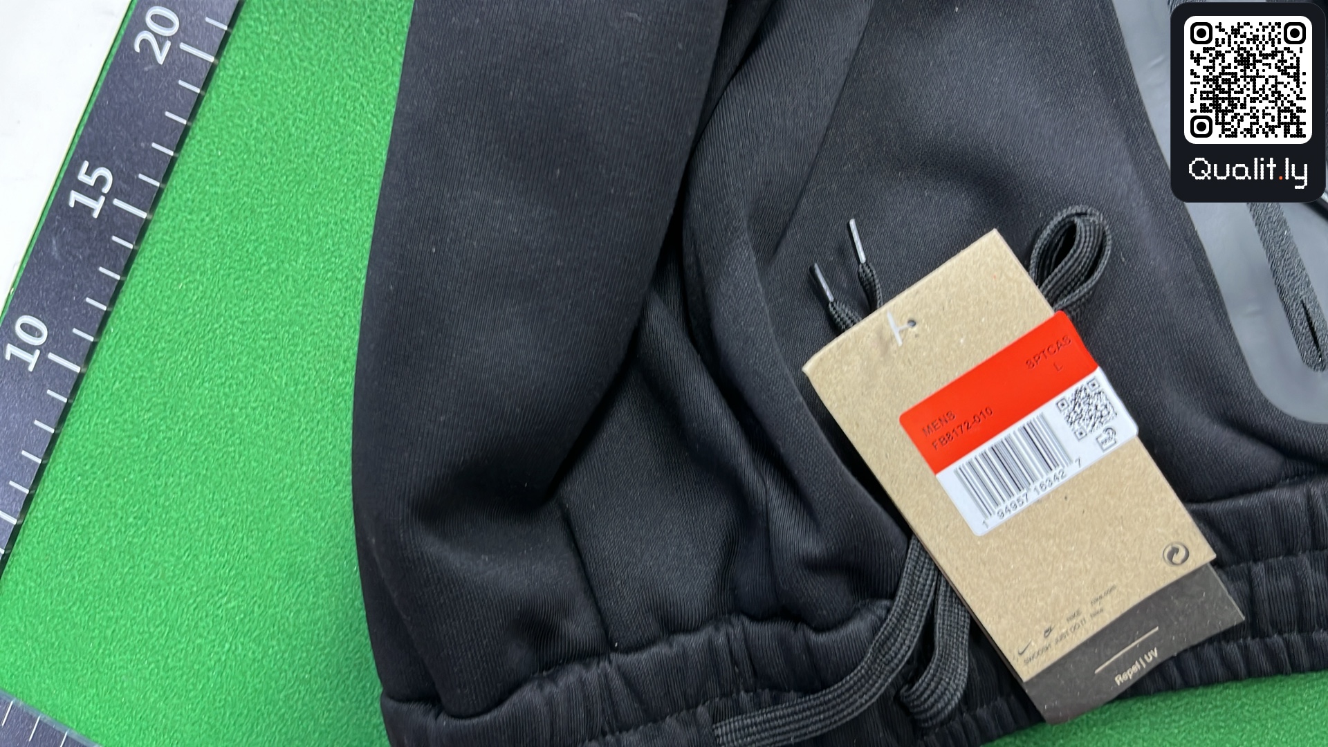 Shorts — QC-Foto 1 von 4