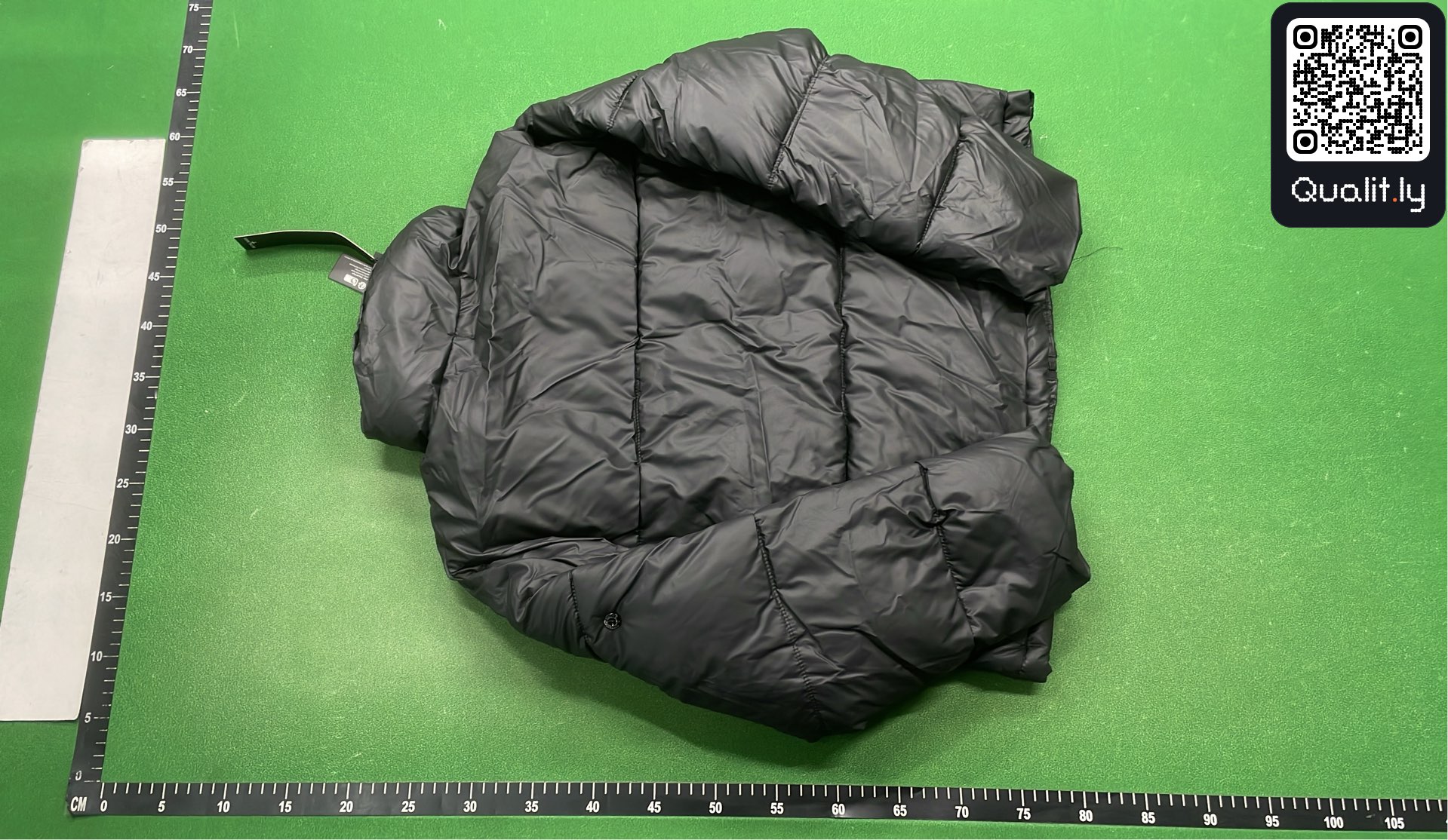 Jacket QC photo 3 of 4