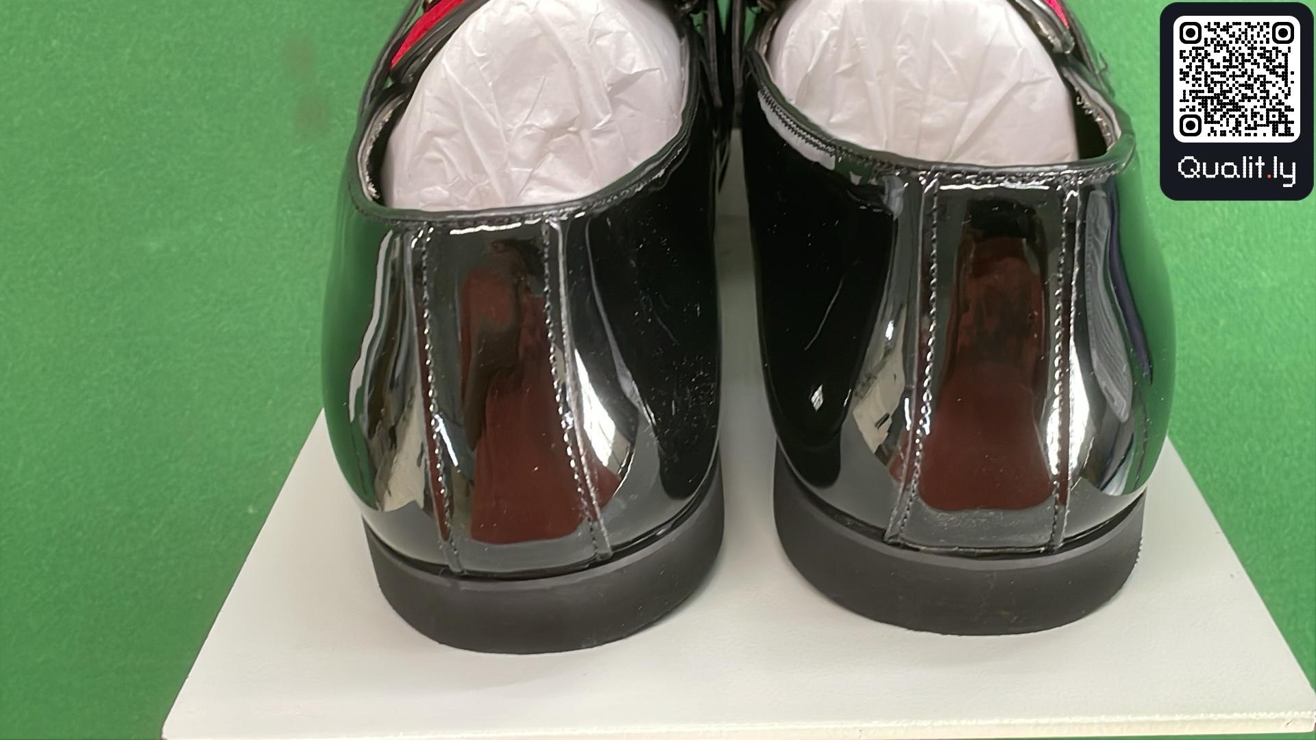 Sneakers QC photo 3 of 18