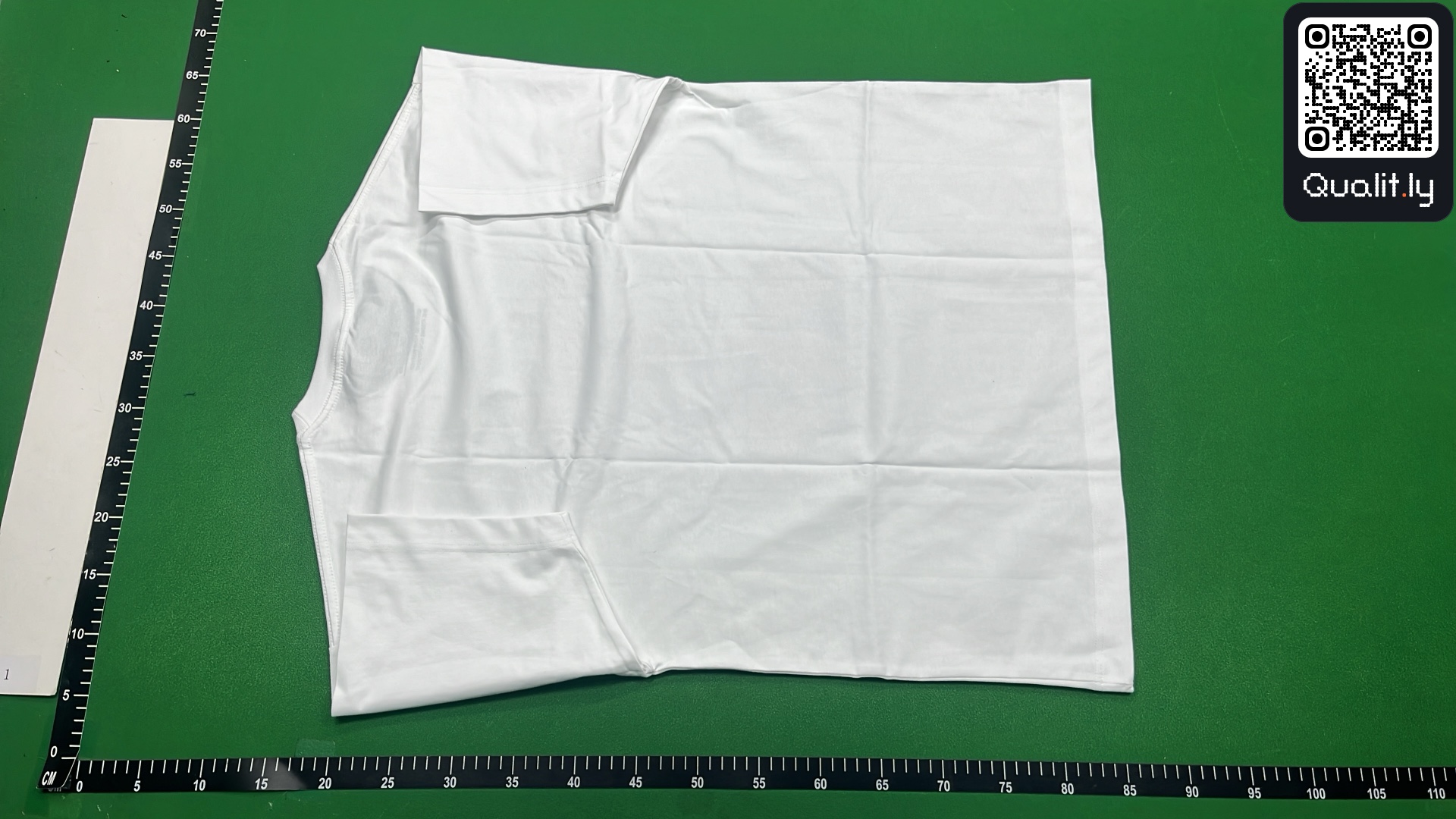 T-shirt — foto QC 3 di 8