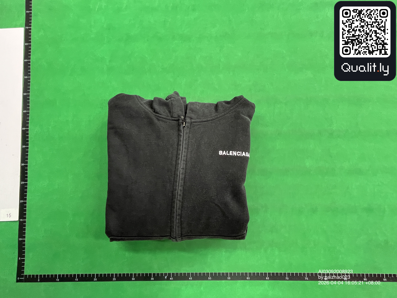 Sudadera con capucha — foto QC 1 de 14