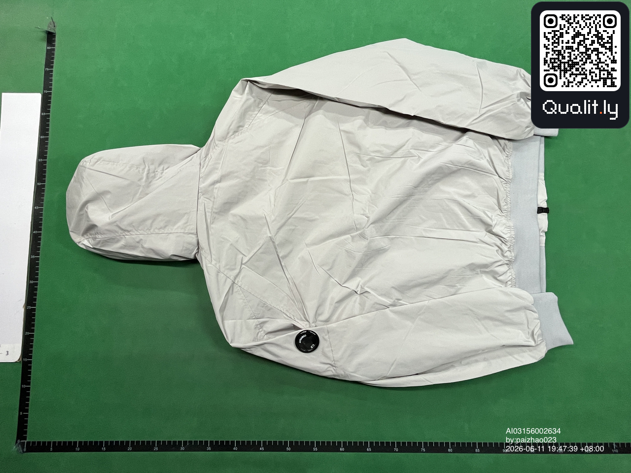 夹克 QC 照片 2 / 18