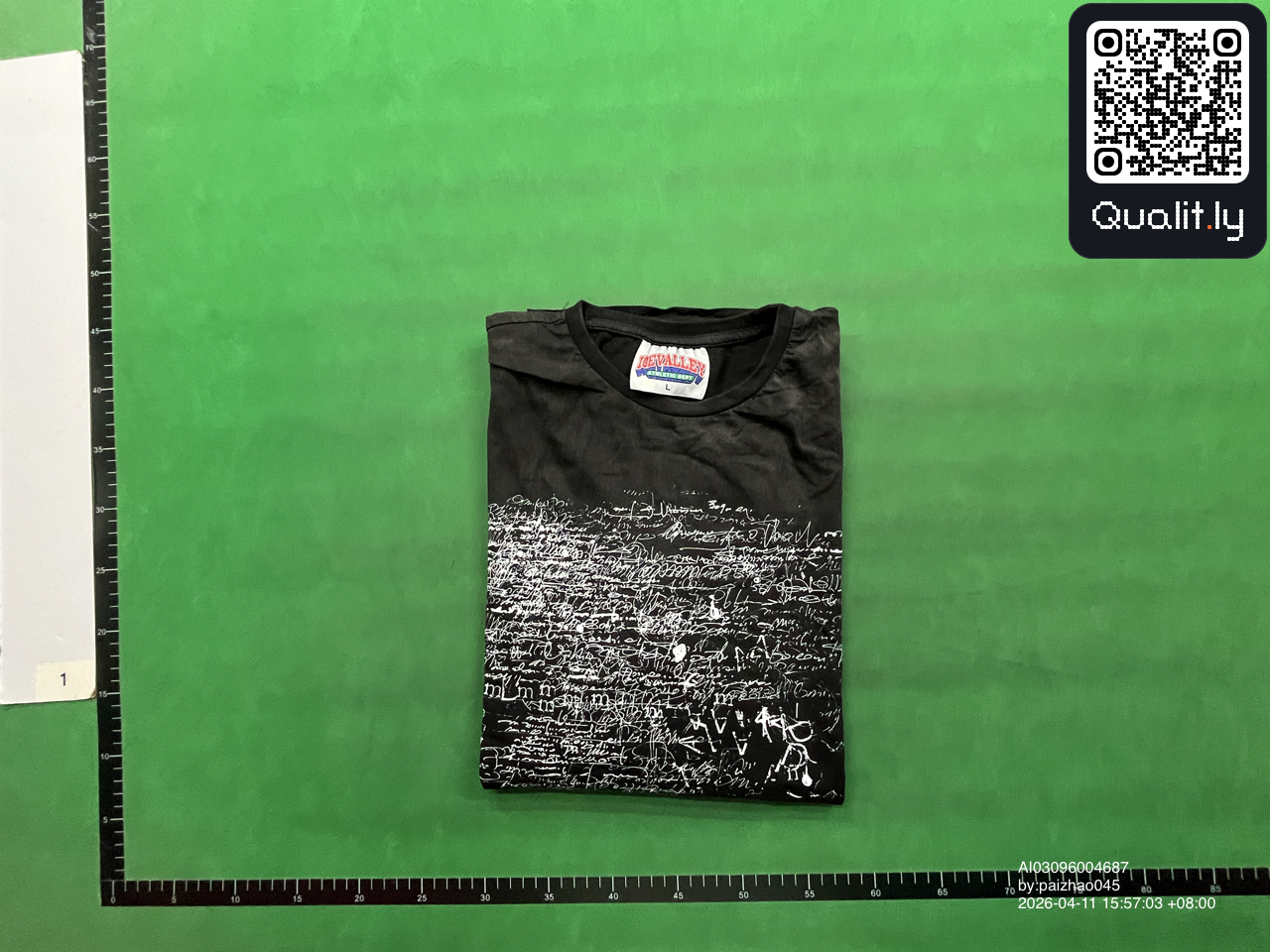T-shirt — foto QC 1 di 4