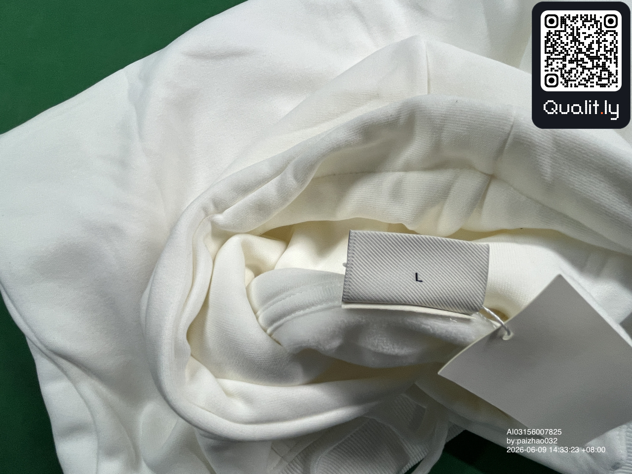 Hoodie — QC-foto 1 av 21