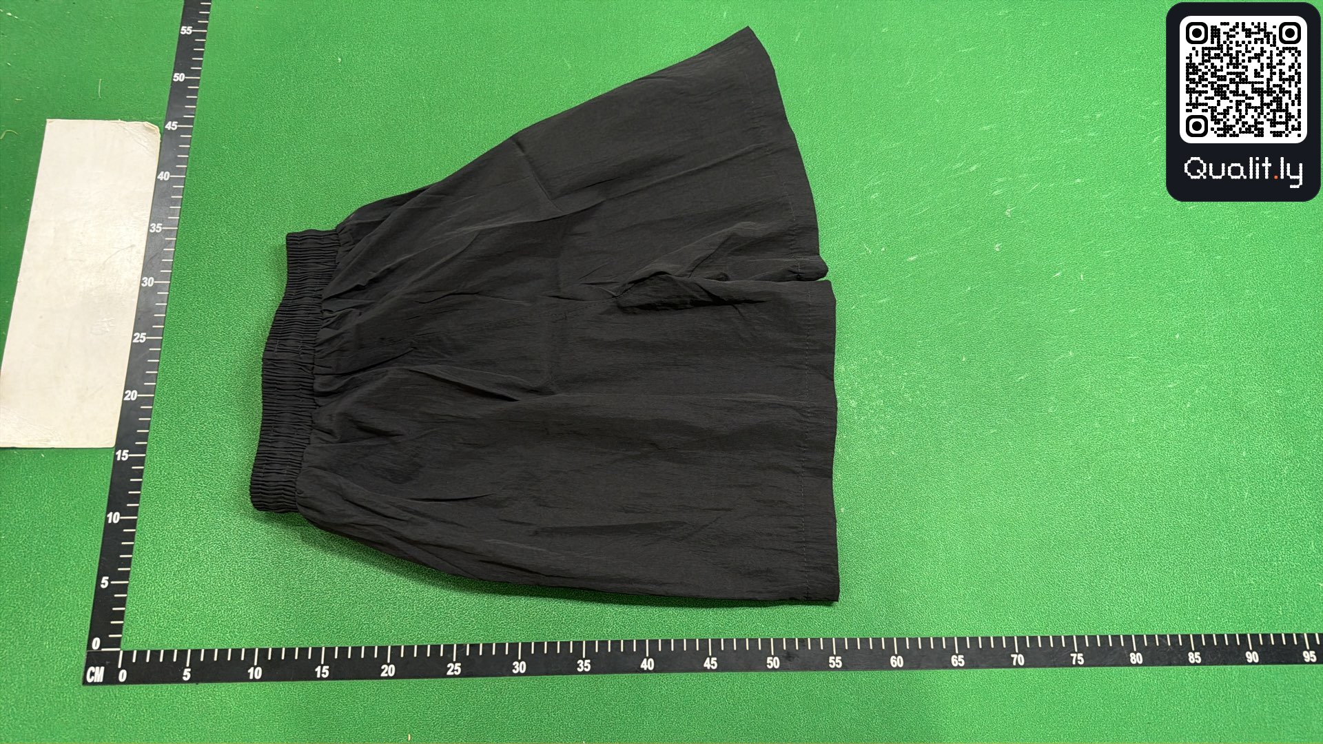 Pantaloncini — foto QC 3 di 8