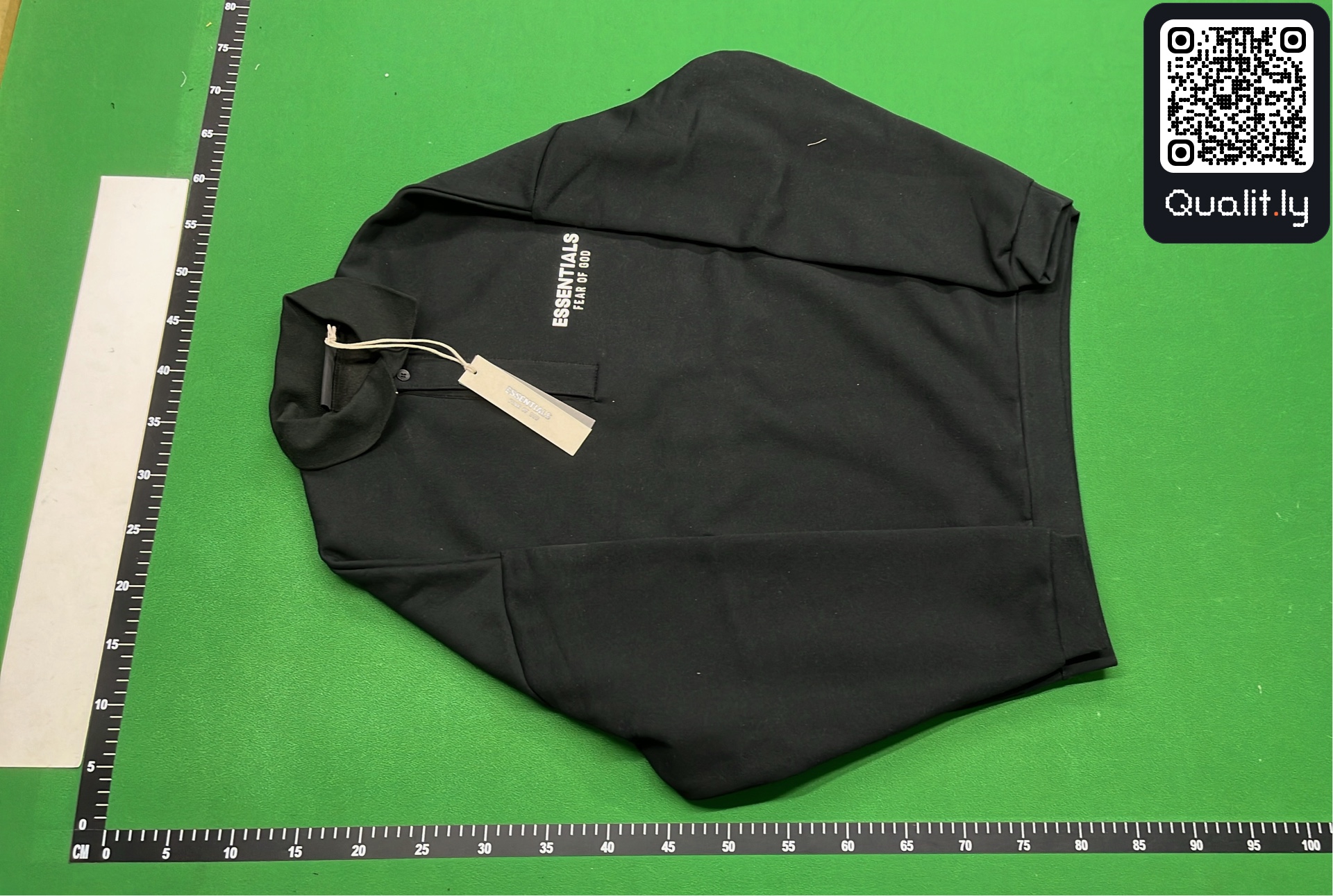 Sweatshirt QC photo 2 of 18