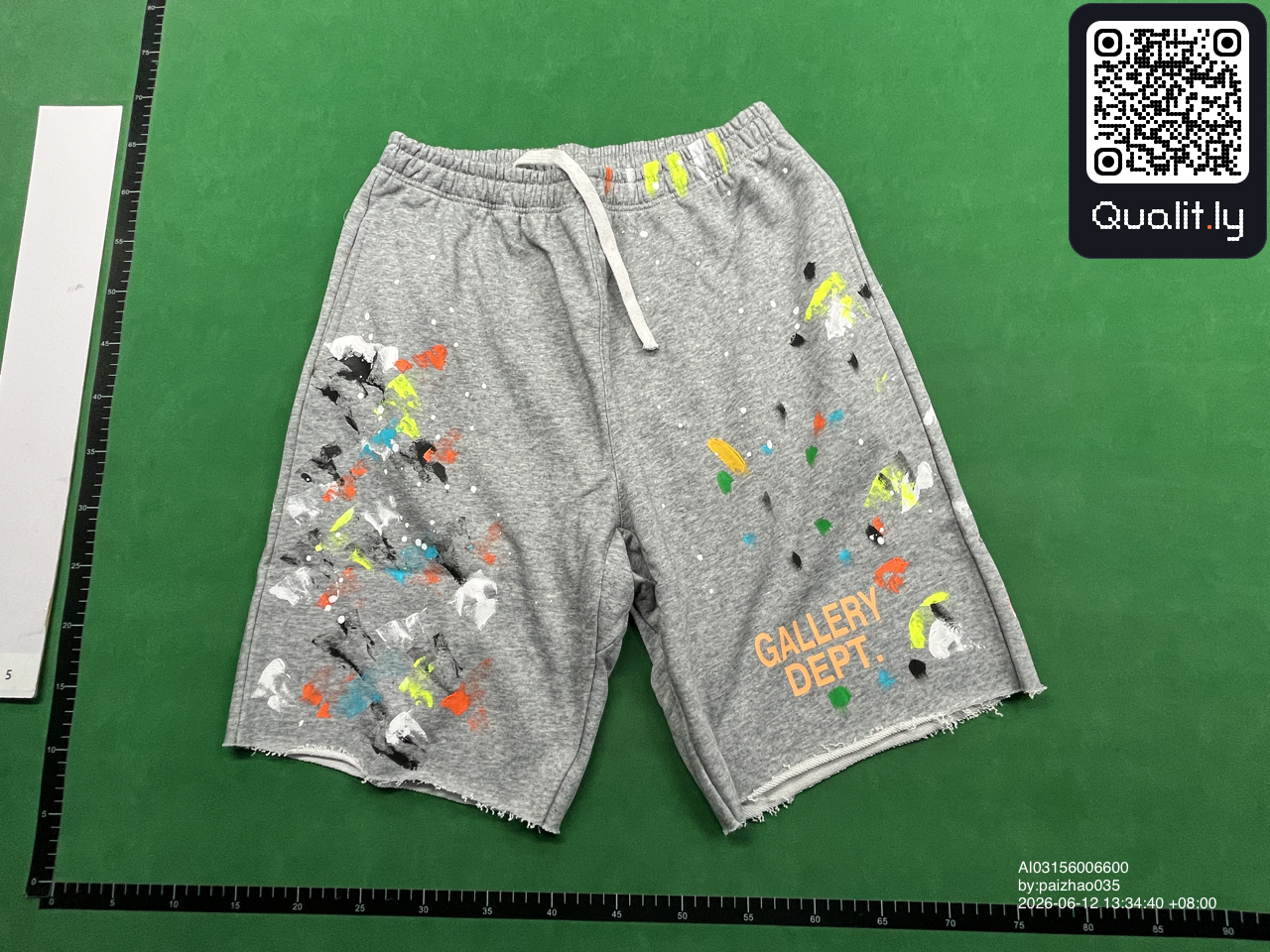 Shorts QC photo 3 of 4
