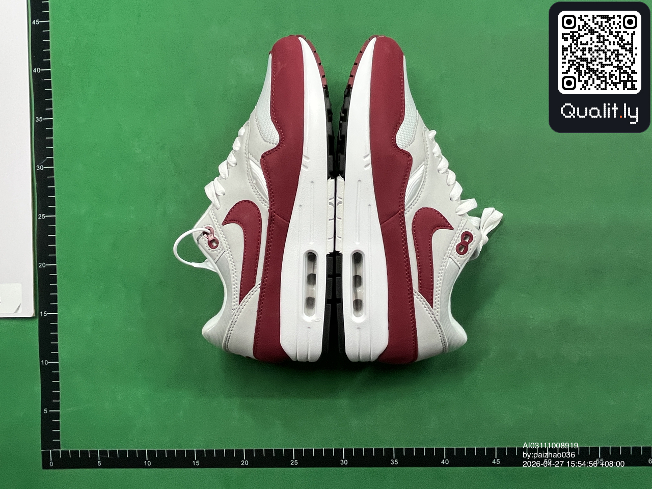 Sneaker — QC-Foto 2 von 6