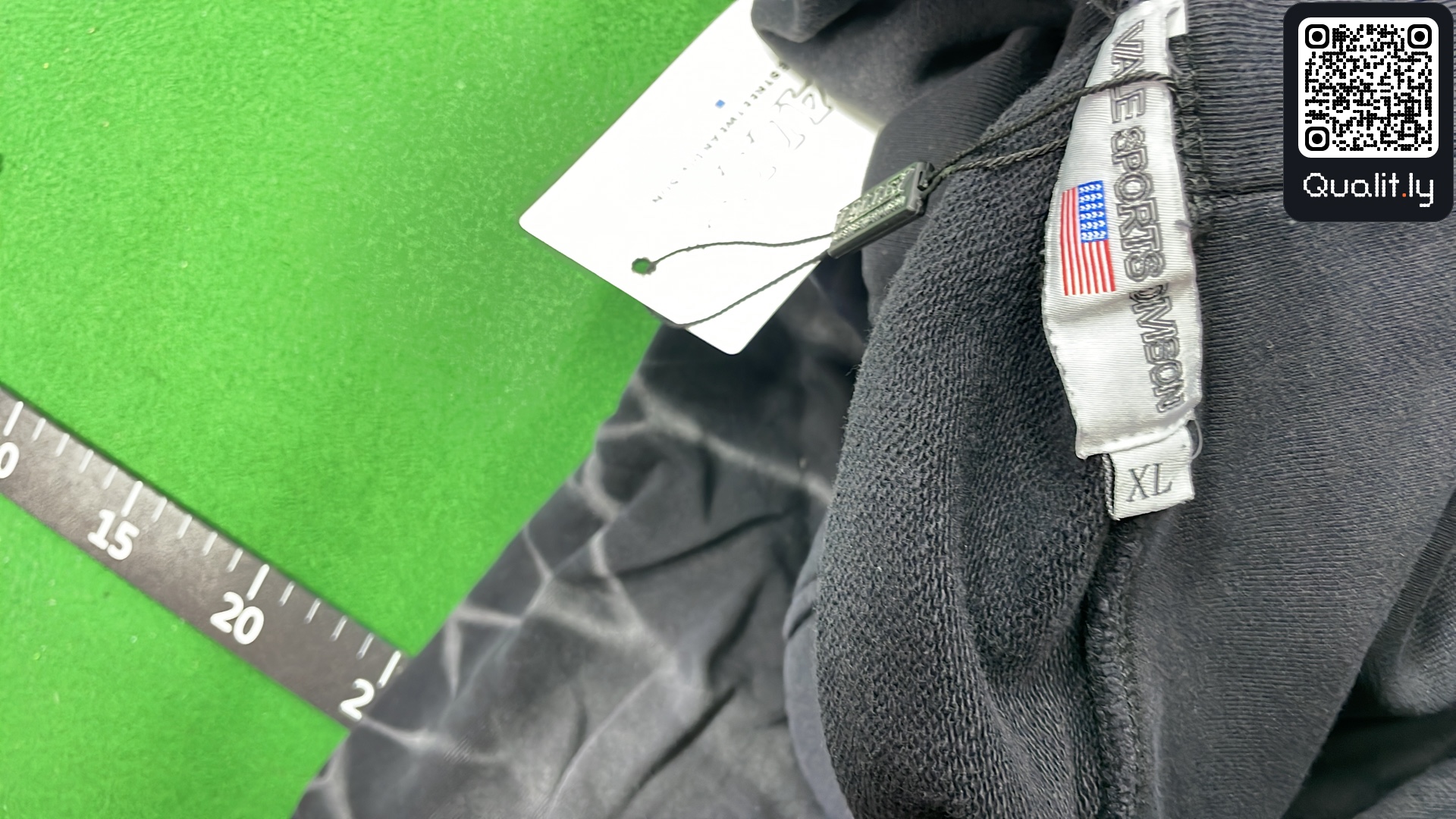 Hoodie QC photo 1 of 4