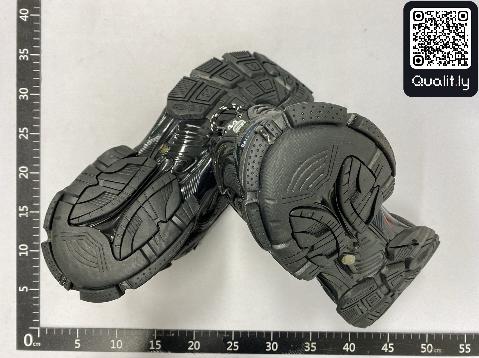 Foto QC 2 de 563