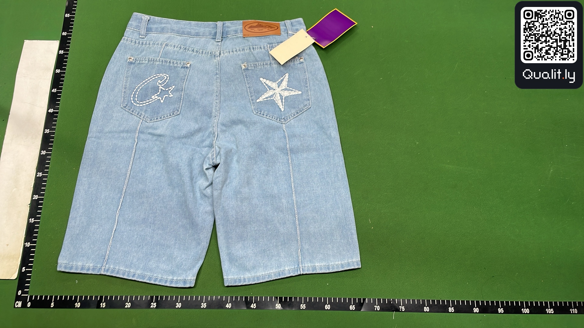 Jeans QC photo 3 of 30