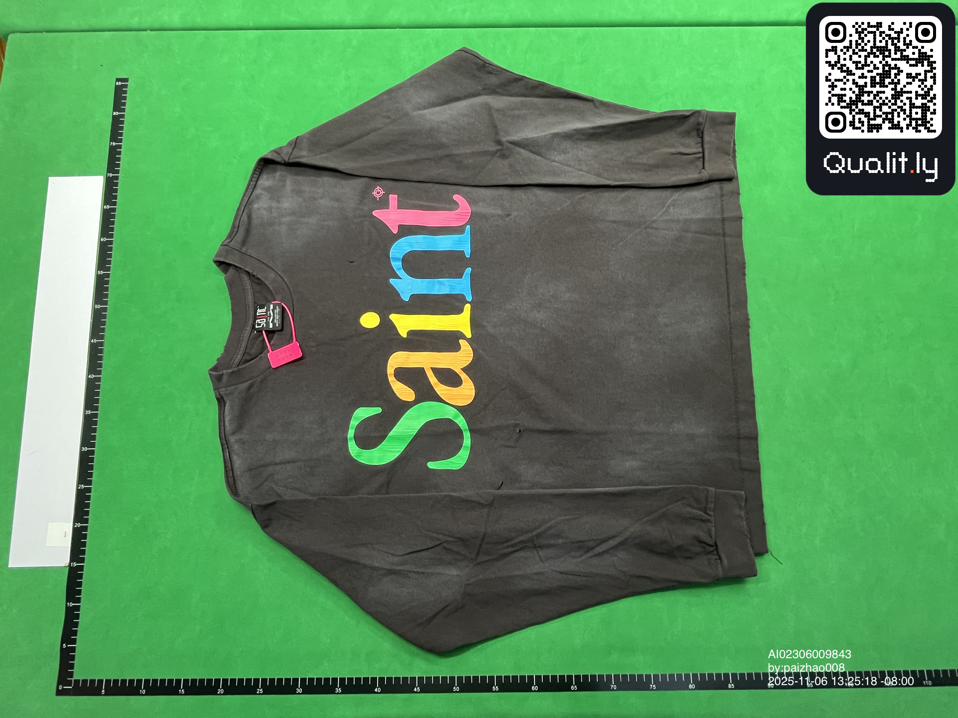 T-Shirt — QC-Foto 3 von 10