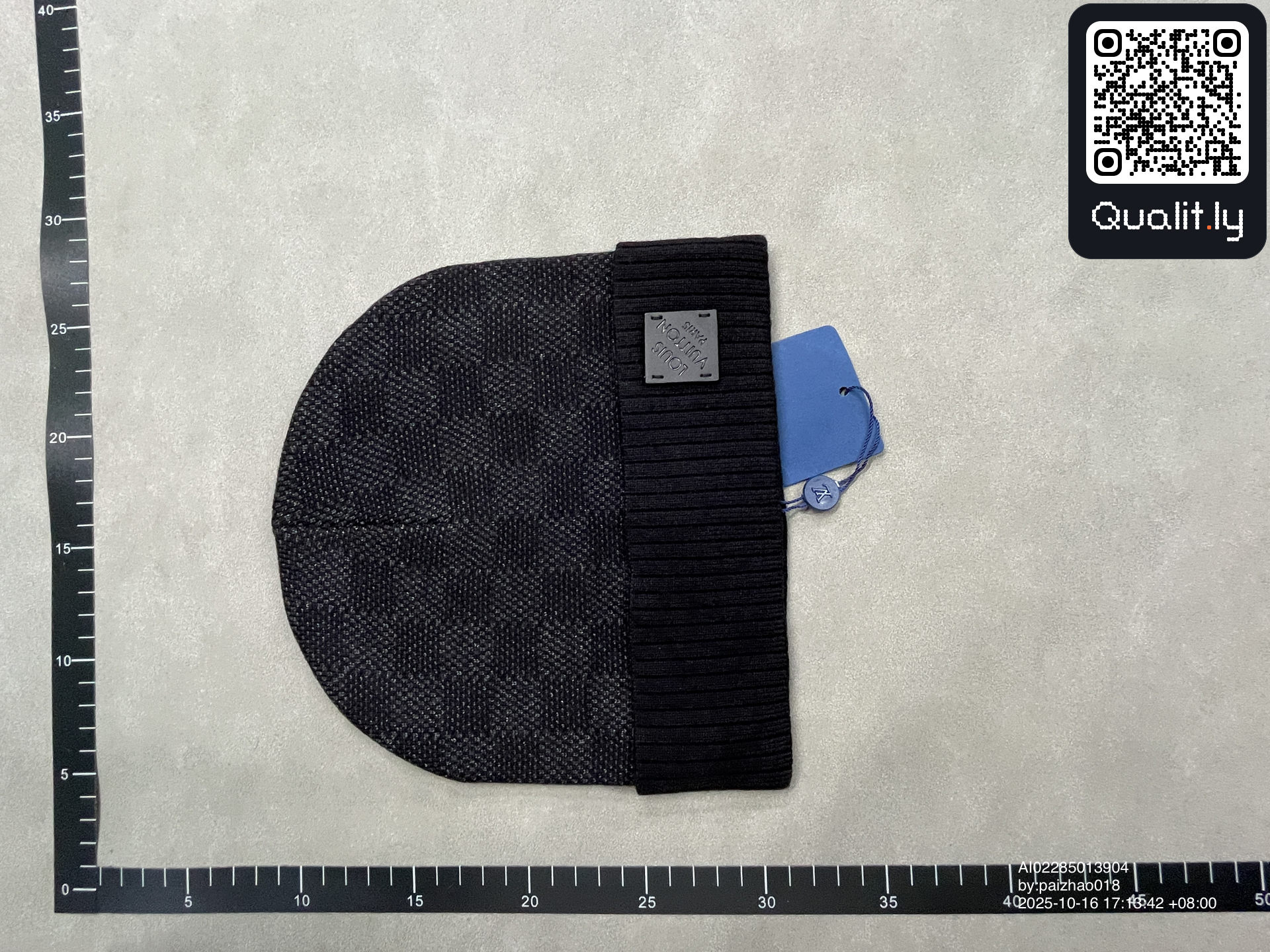 Casquette — photo QC 1 sur 12