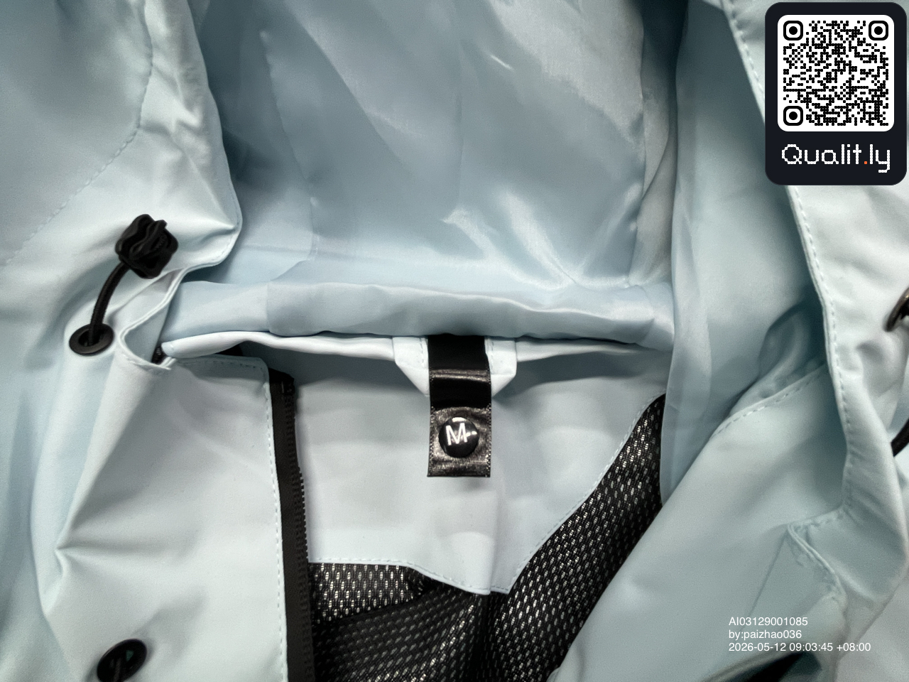 Giacca — foto QC 1 di 18