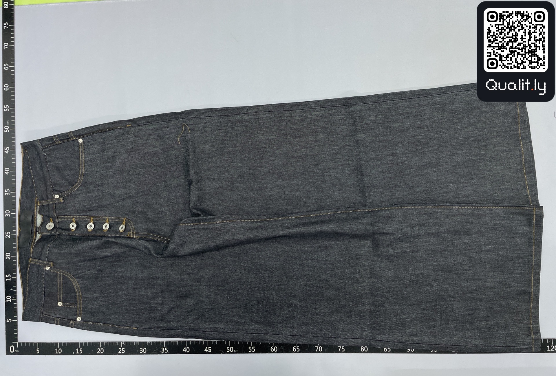 Jeans — foto QC 2 di 53