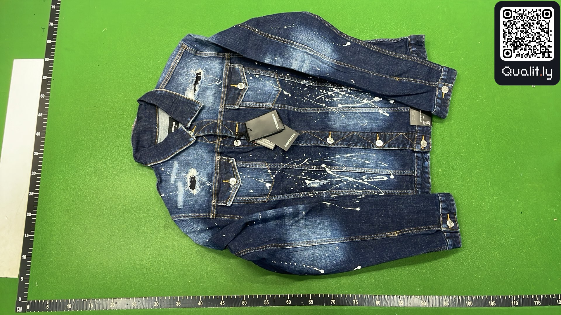 Jacket QC photo 2 of 12