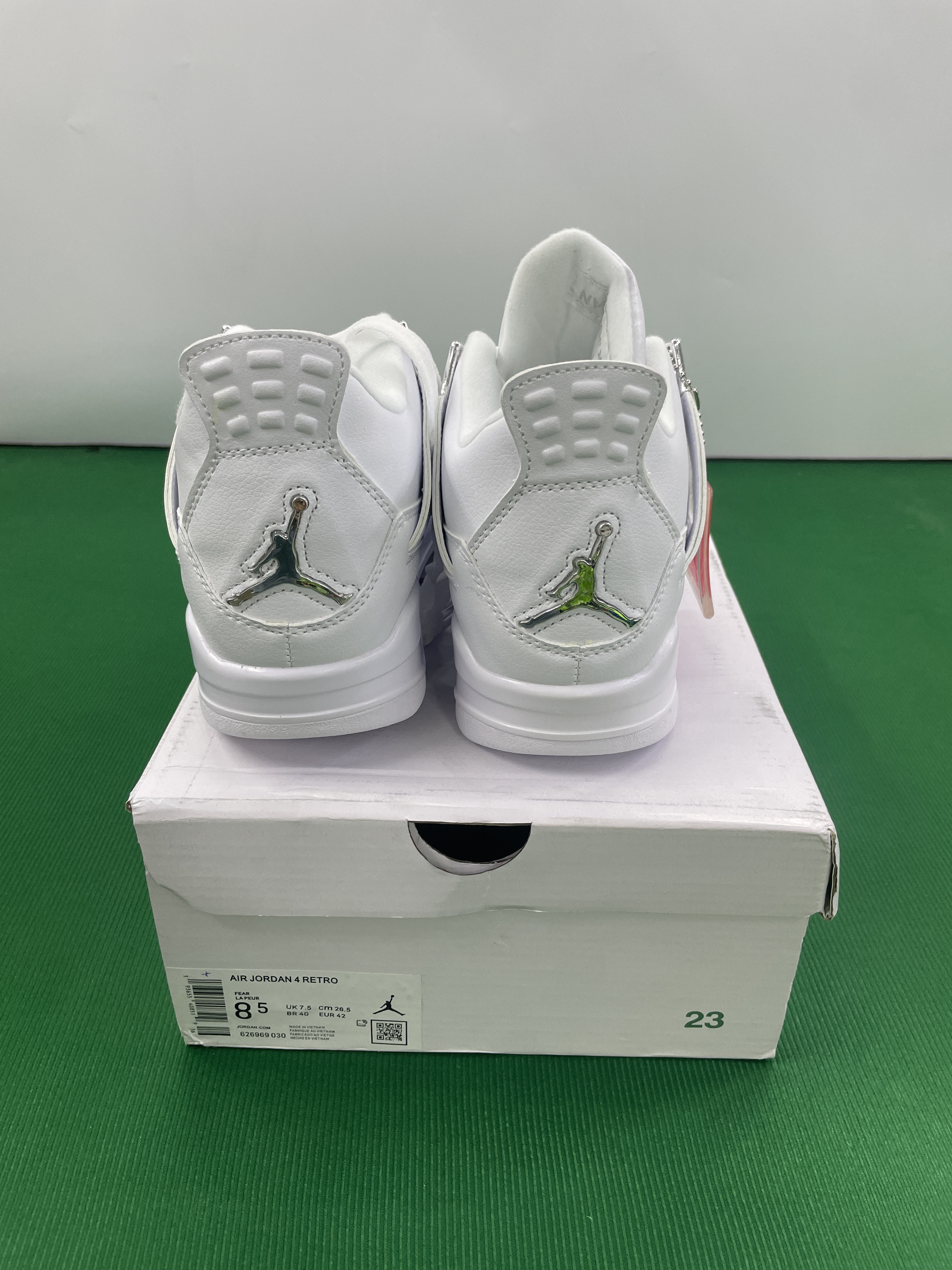 Sneakers — foto QC 2 di 7