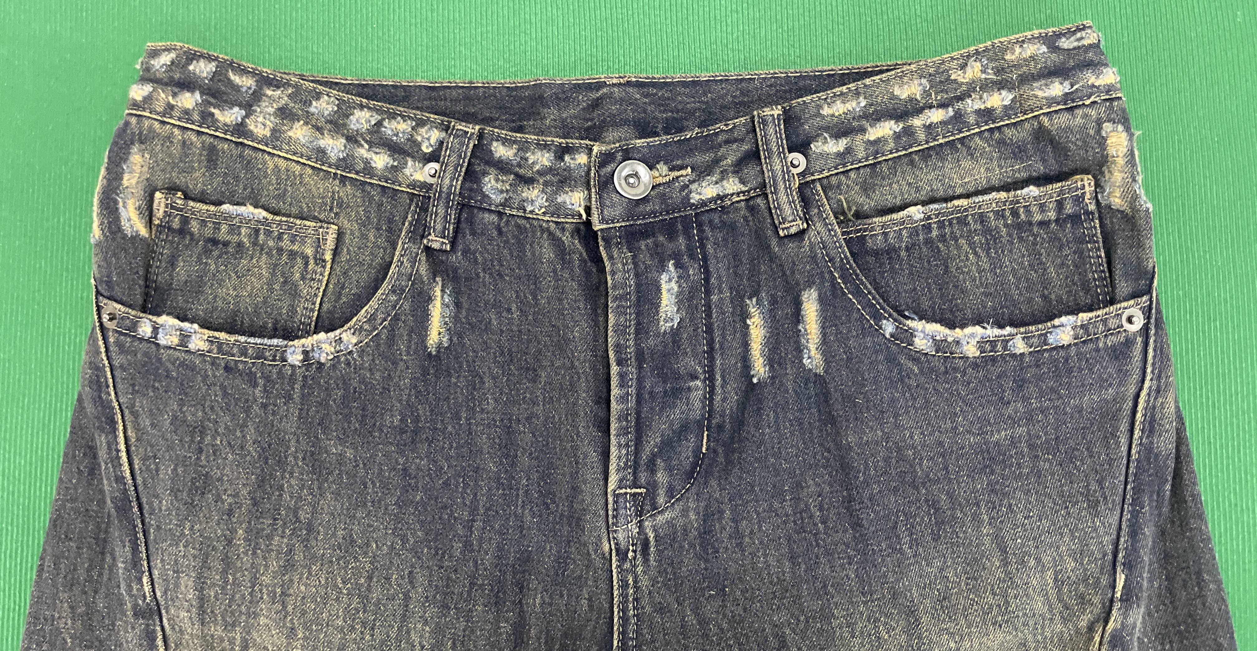 Jeans — QC-foto 2 van 18