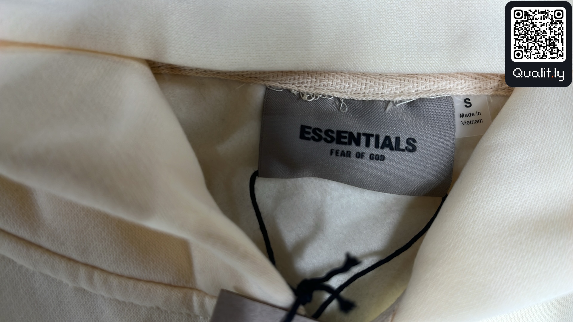 Hoodie QC photo 1 of 94
