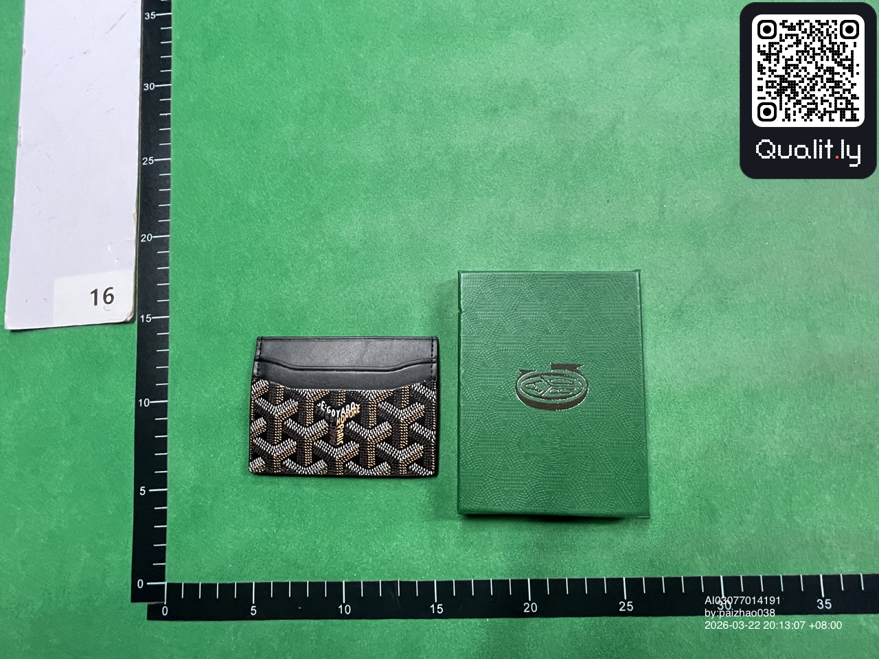 Geldbörse — QC-Foto 1 von 15