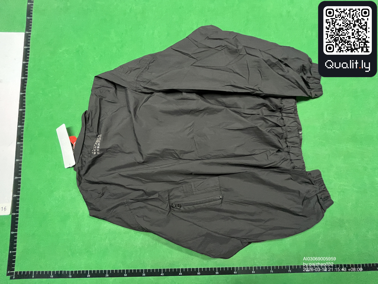 Foto QC 2 de 4