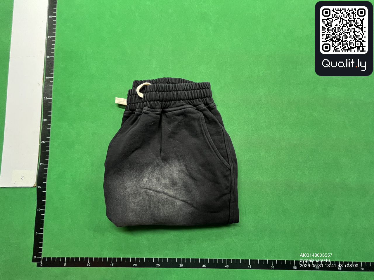 Short — photo QC 1 sur 22