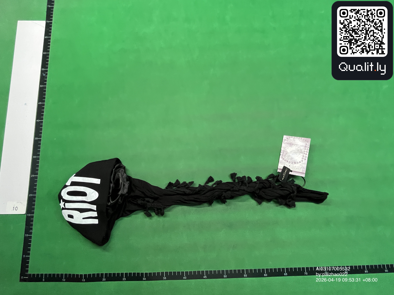 Pet — QC-foto 3 van 33