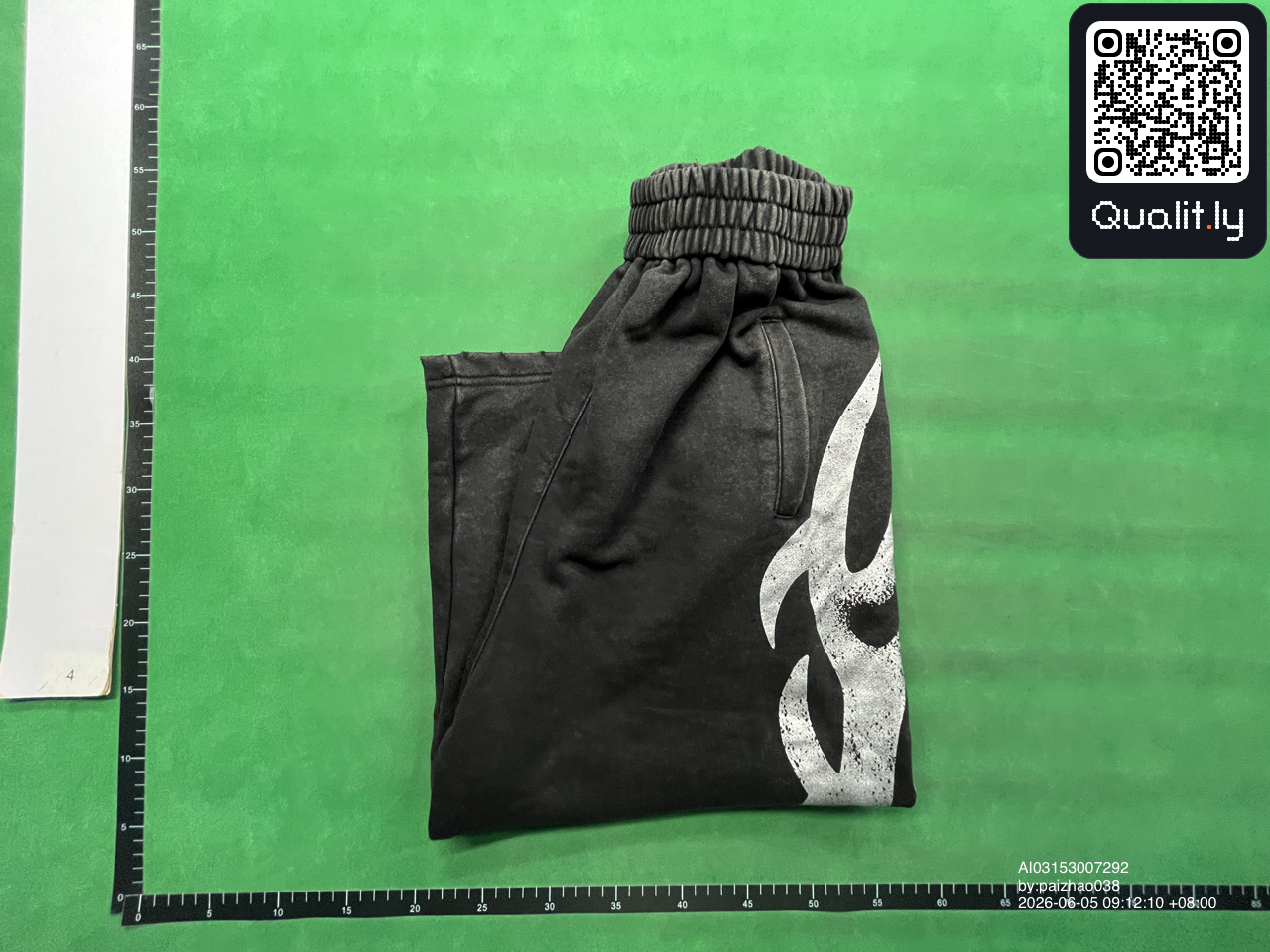 Pants QC photo 1 of 4