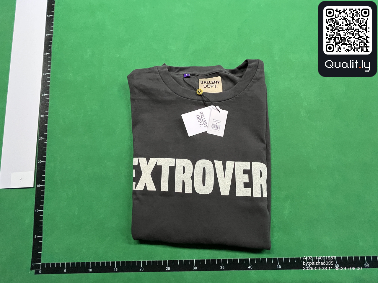 T-shirt — QC-foto 1 av 4