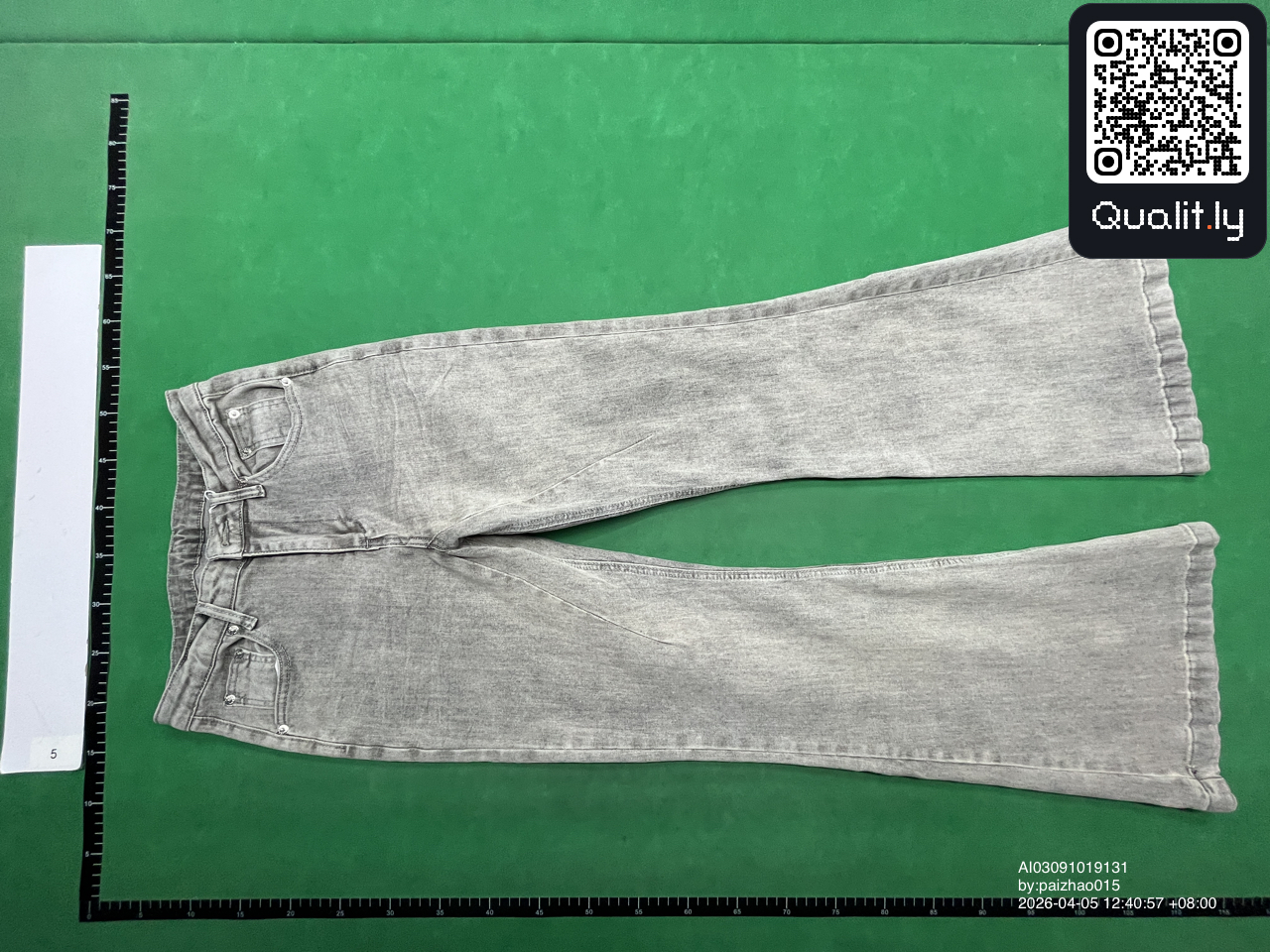 Jeans — QC-foto 3 van 4