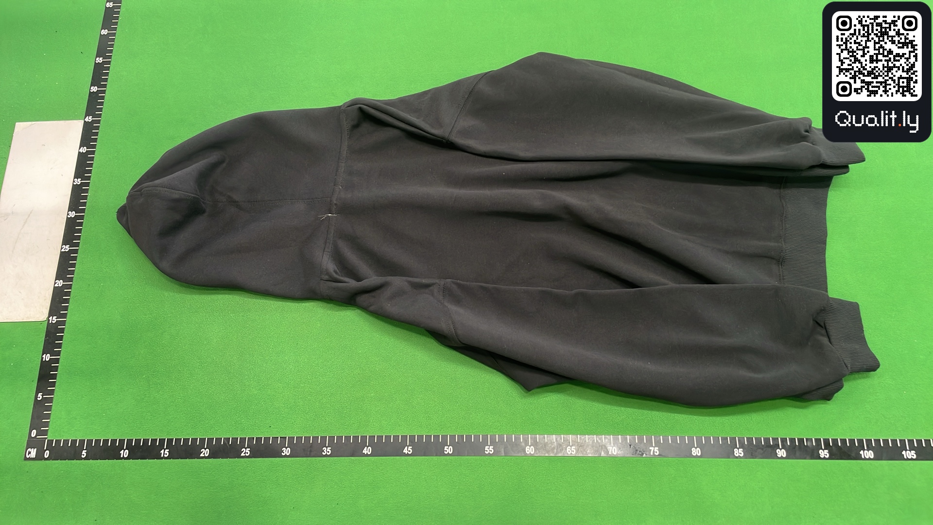 Hoodie QC photo 3 of 284