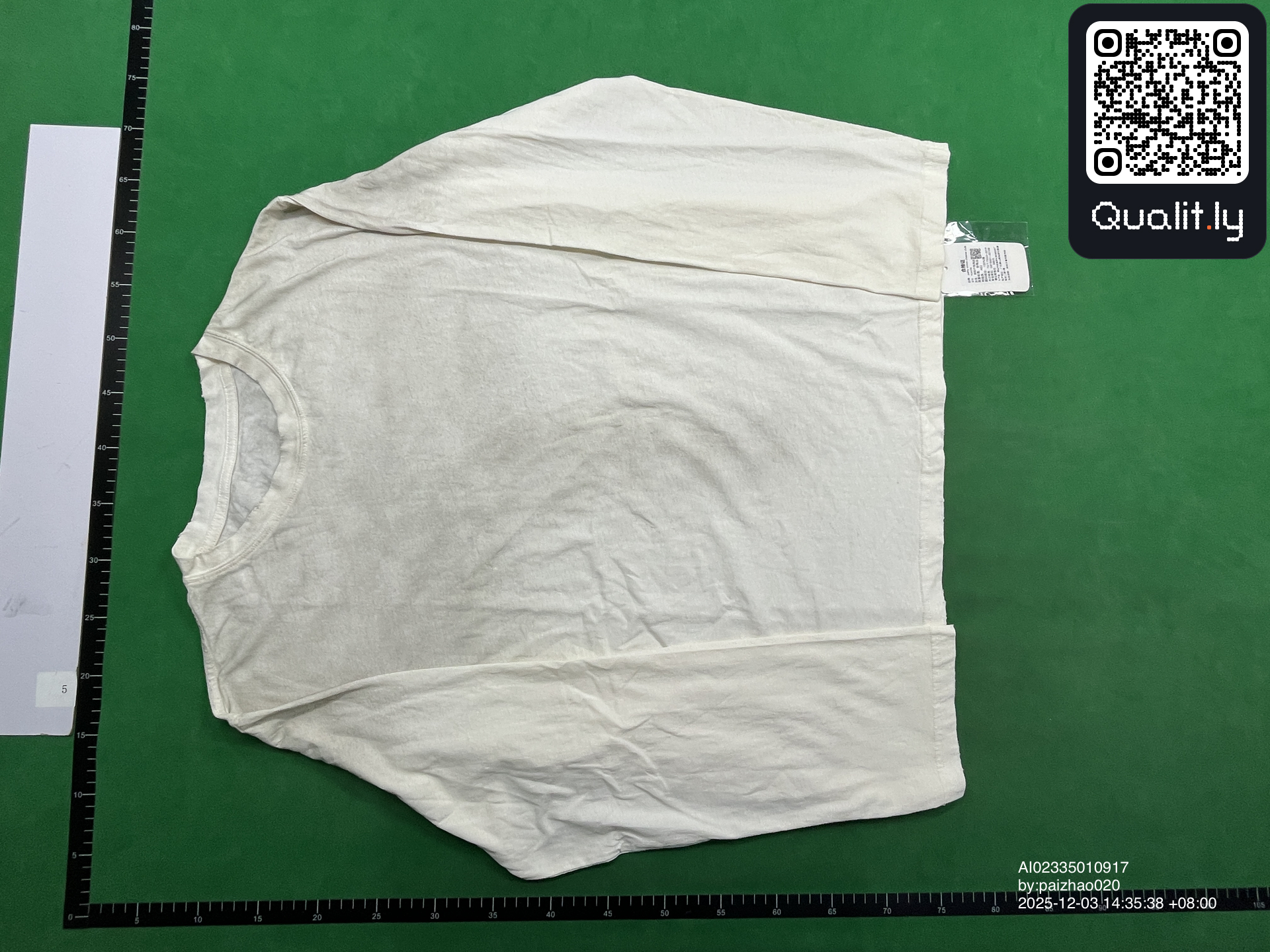 T-shirt — photo QC 3 sur 8