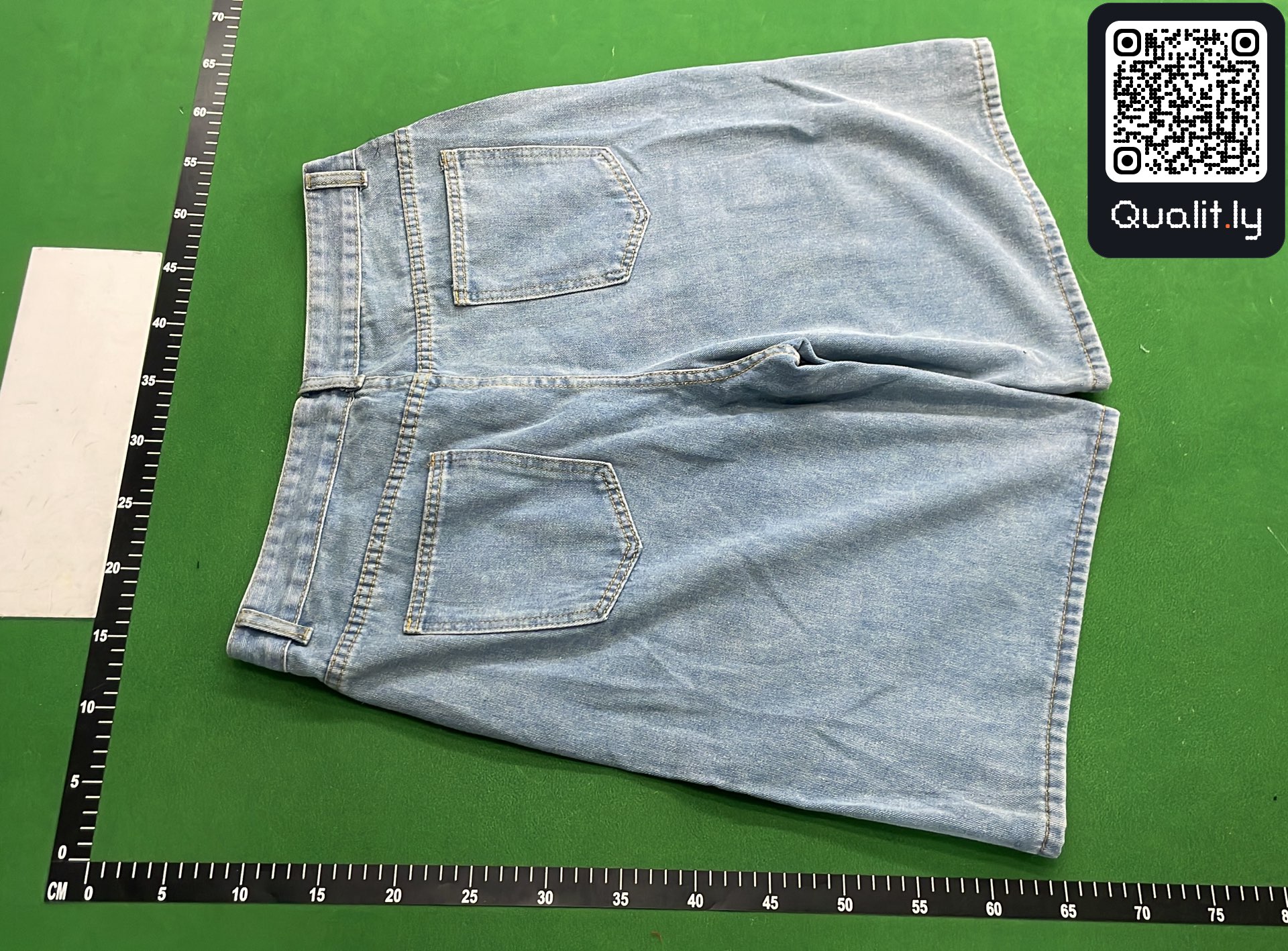 Jeans QC photo 3 of 8