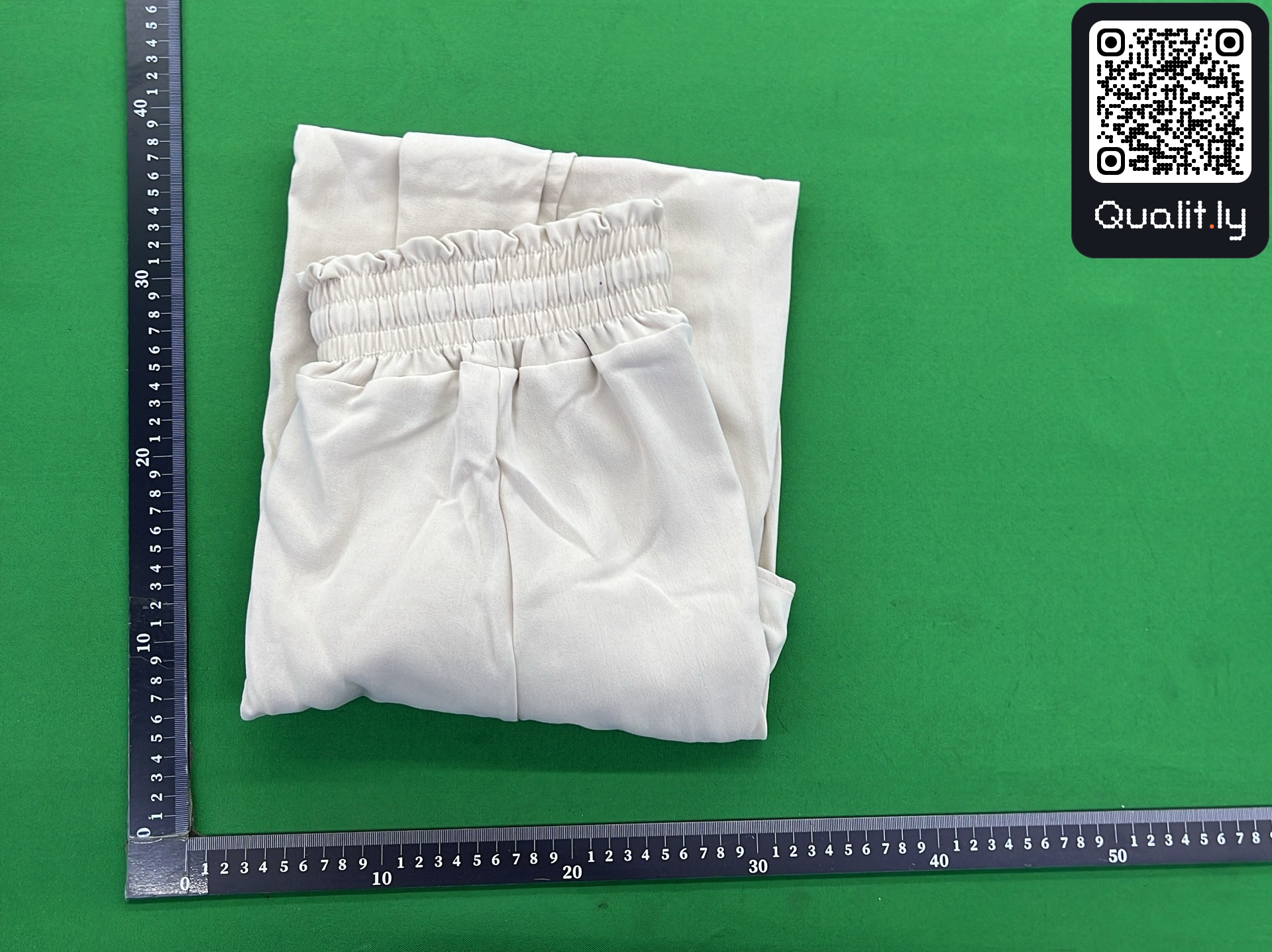 Pants QC photo 1 of 4