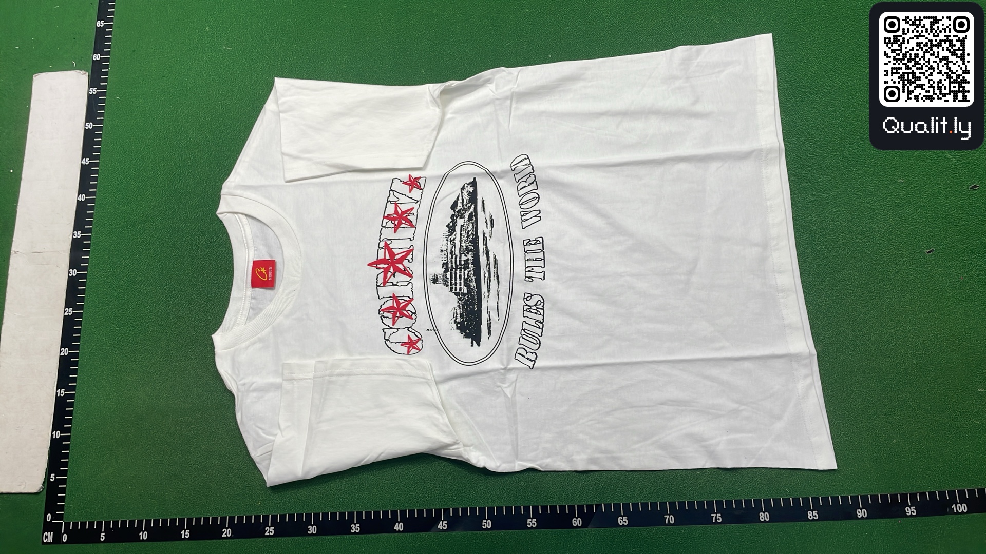 T-shirt — photo QC 2 sur 18