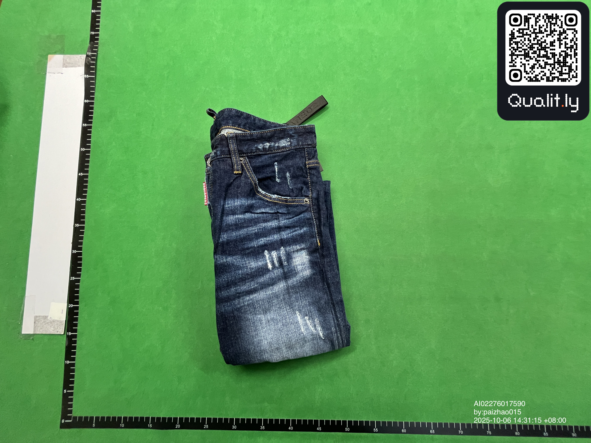 Jeans QC photo 1 of 4