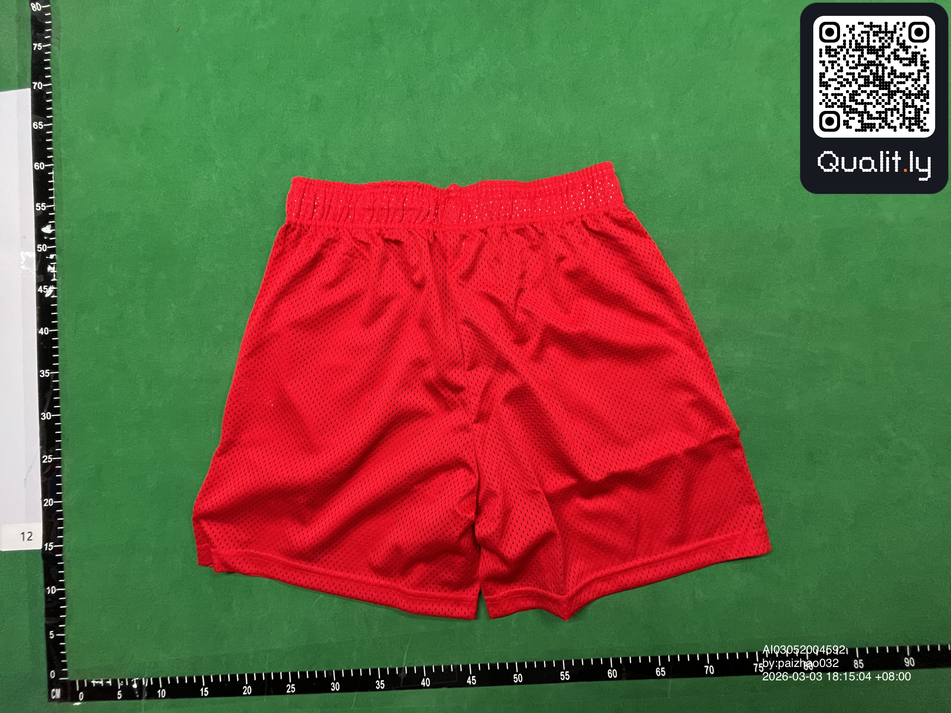 Short — photo QC 2 sur 28