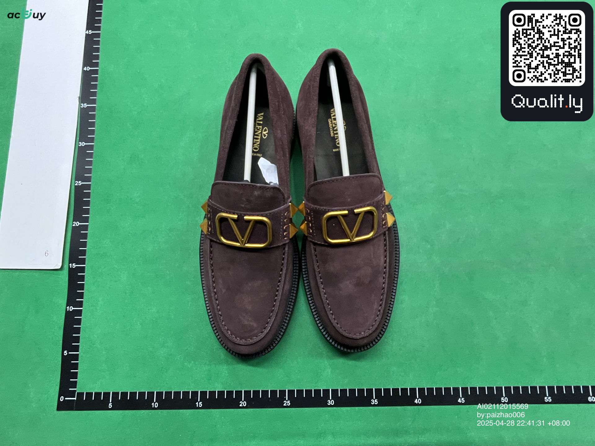 QC photo 1 of 24