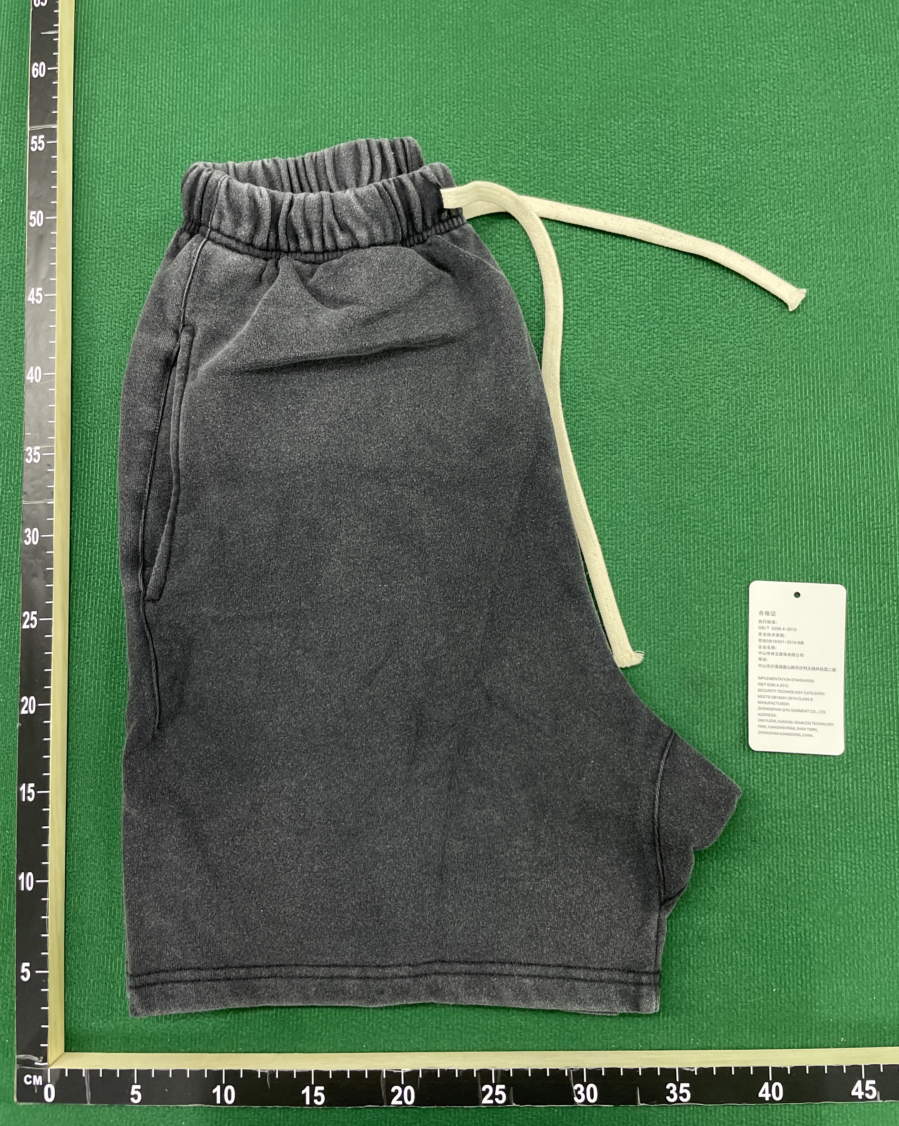 Shorts — QC-foto 1 av 92