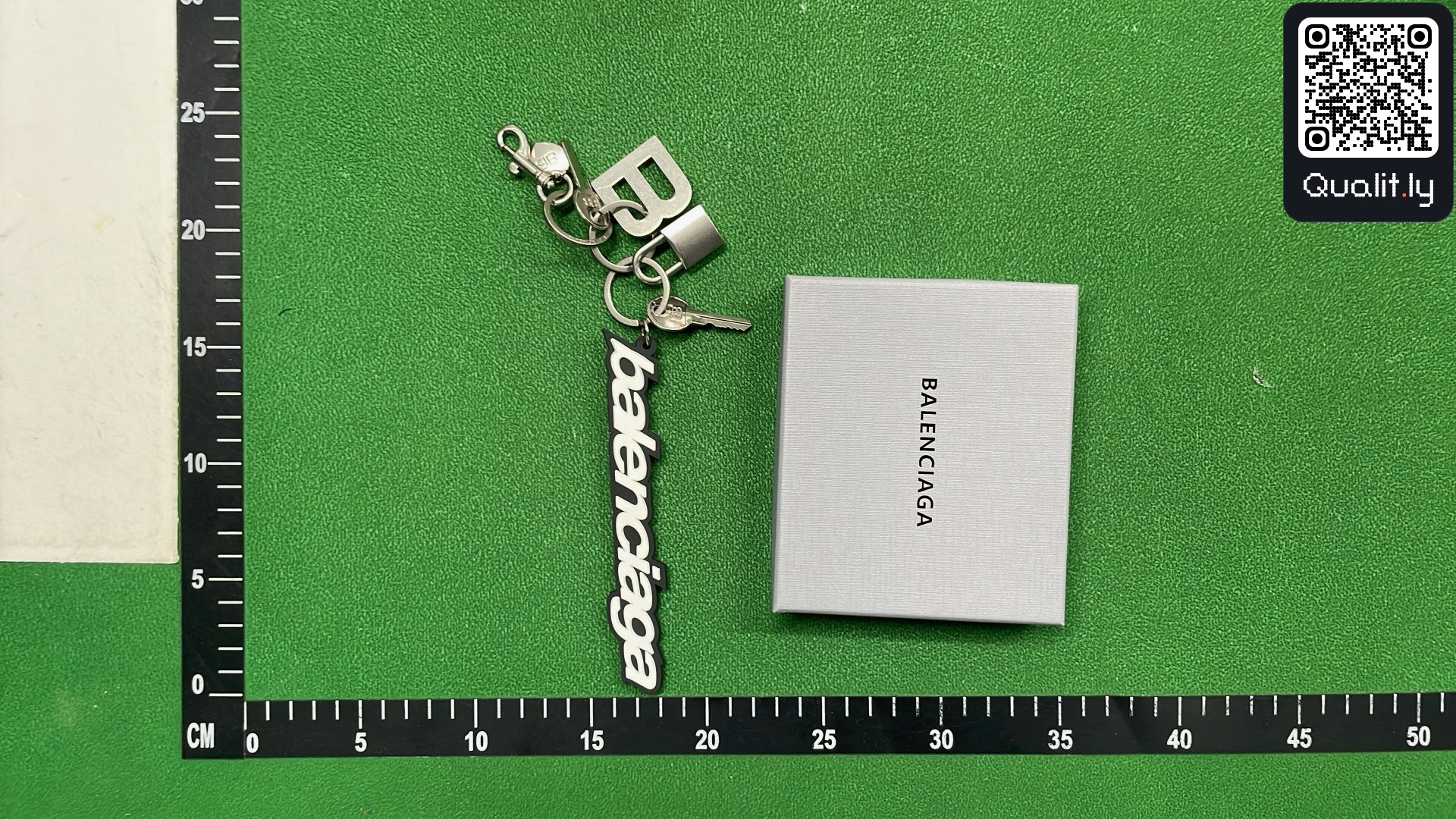 Bag QC photo 3 of 13