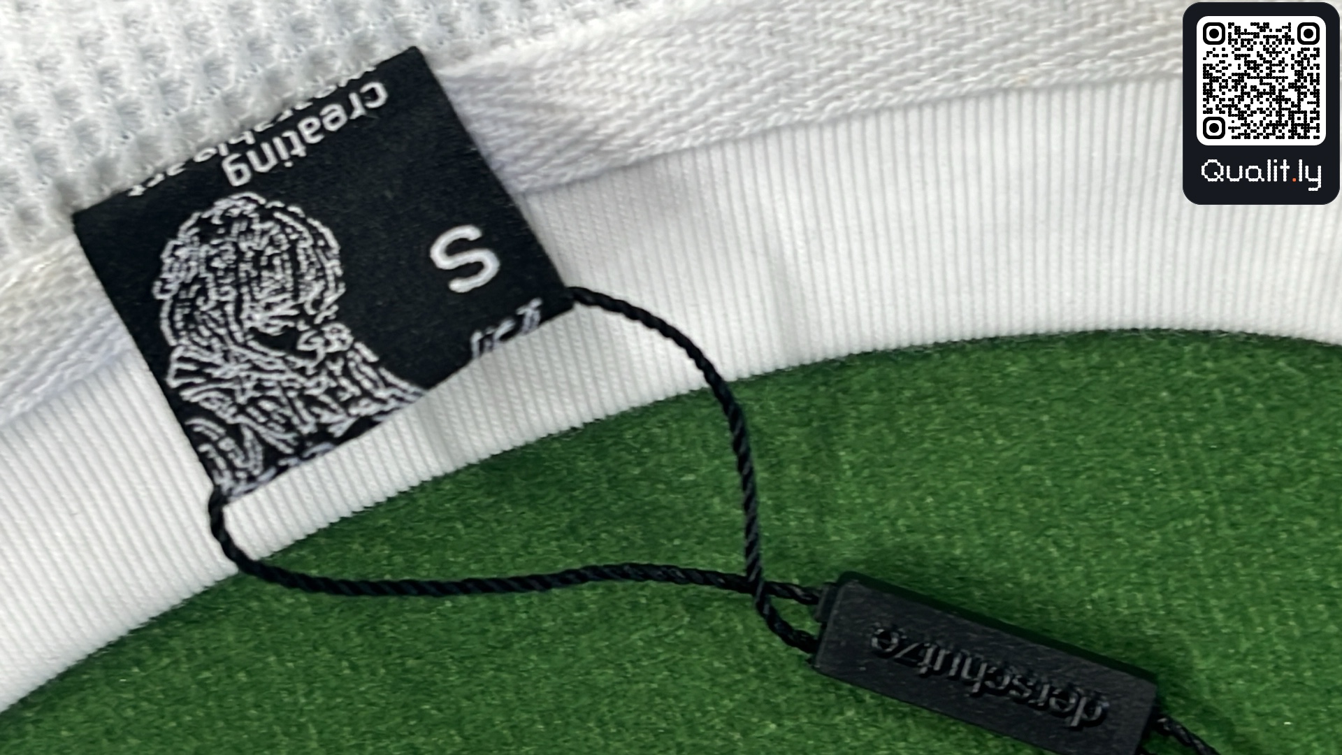 QC photo 1 of 184