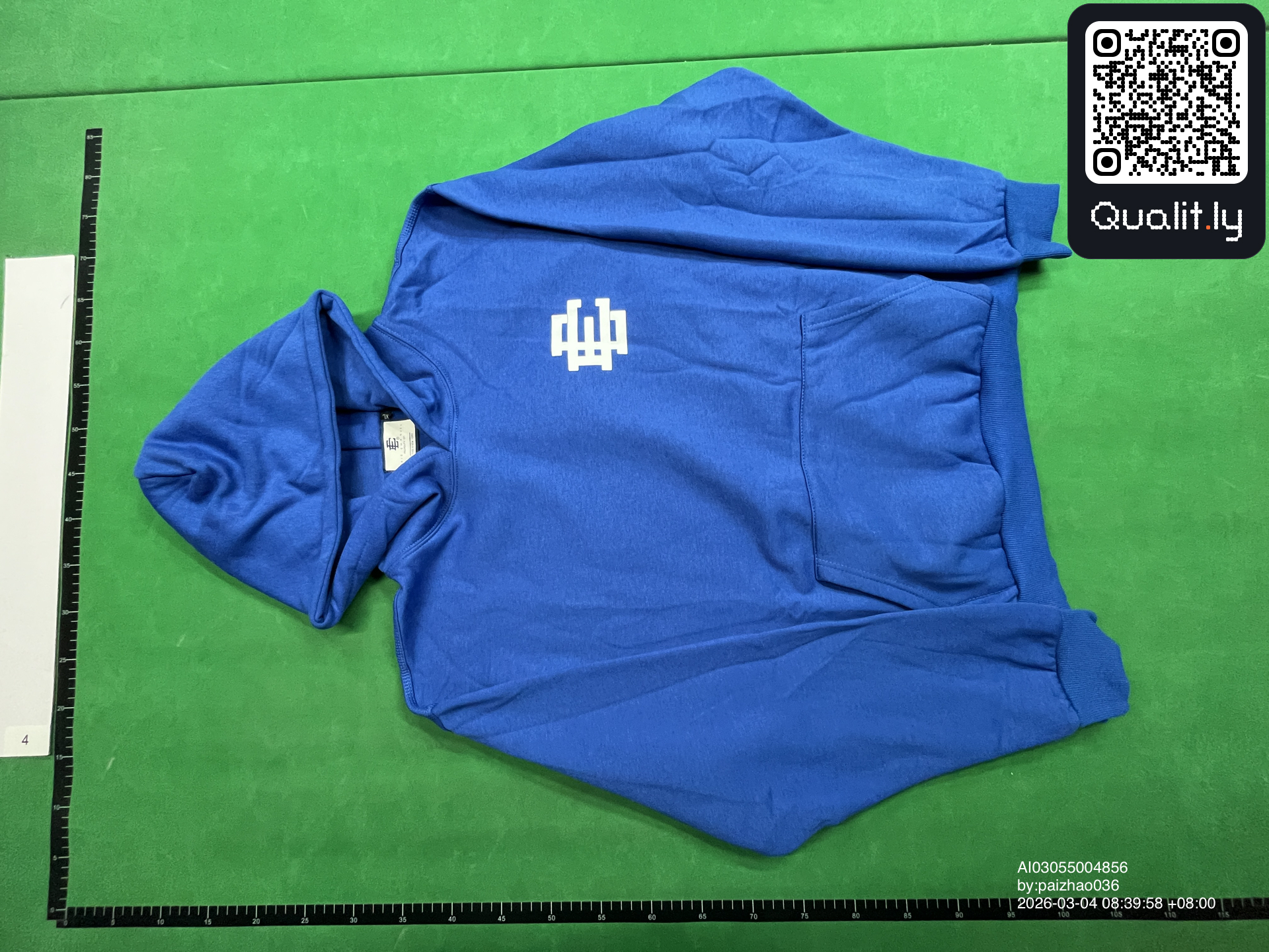 Bluza z kapturem — zdjęcie QC 3 z 13
