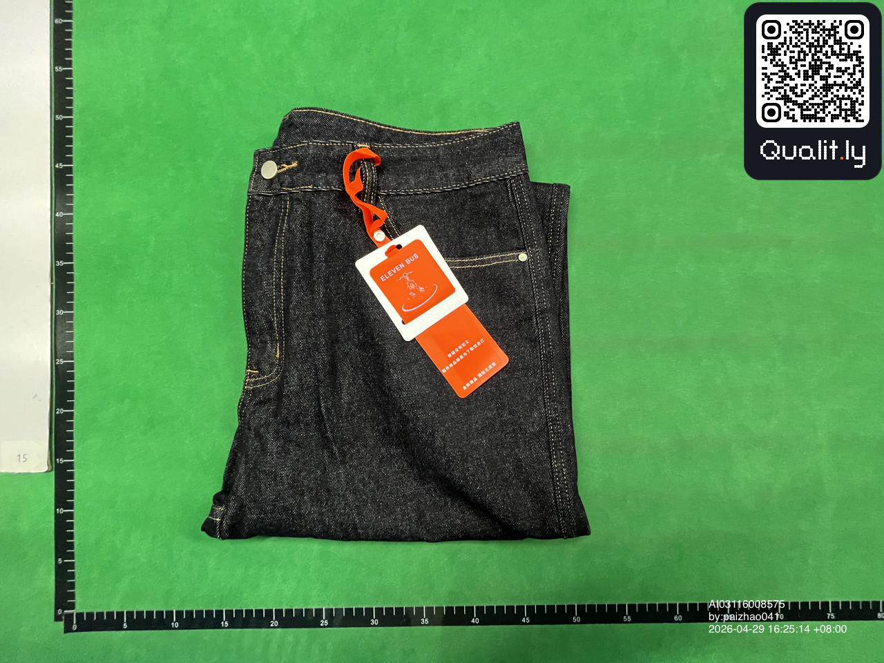 牛仔裤 QC 照片 1 / 18