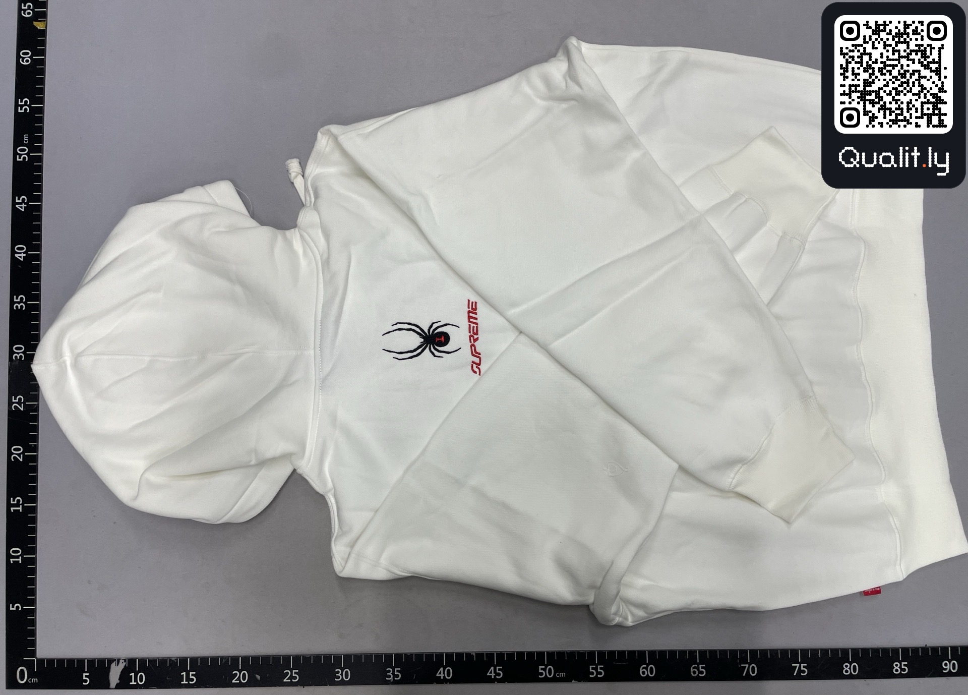 Sweatshirt — QC-Foto 2 von 16