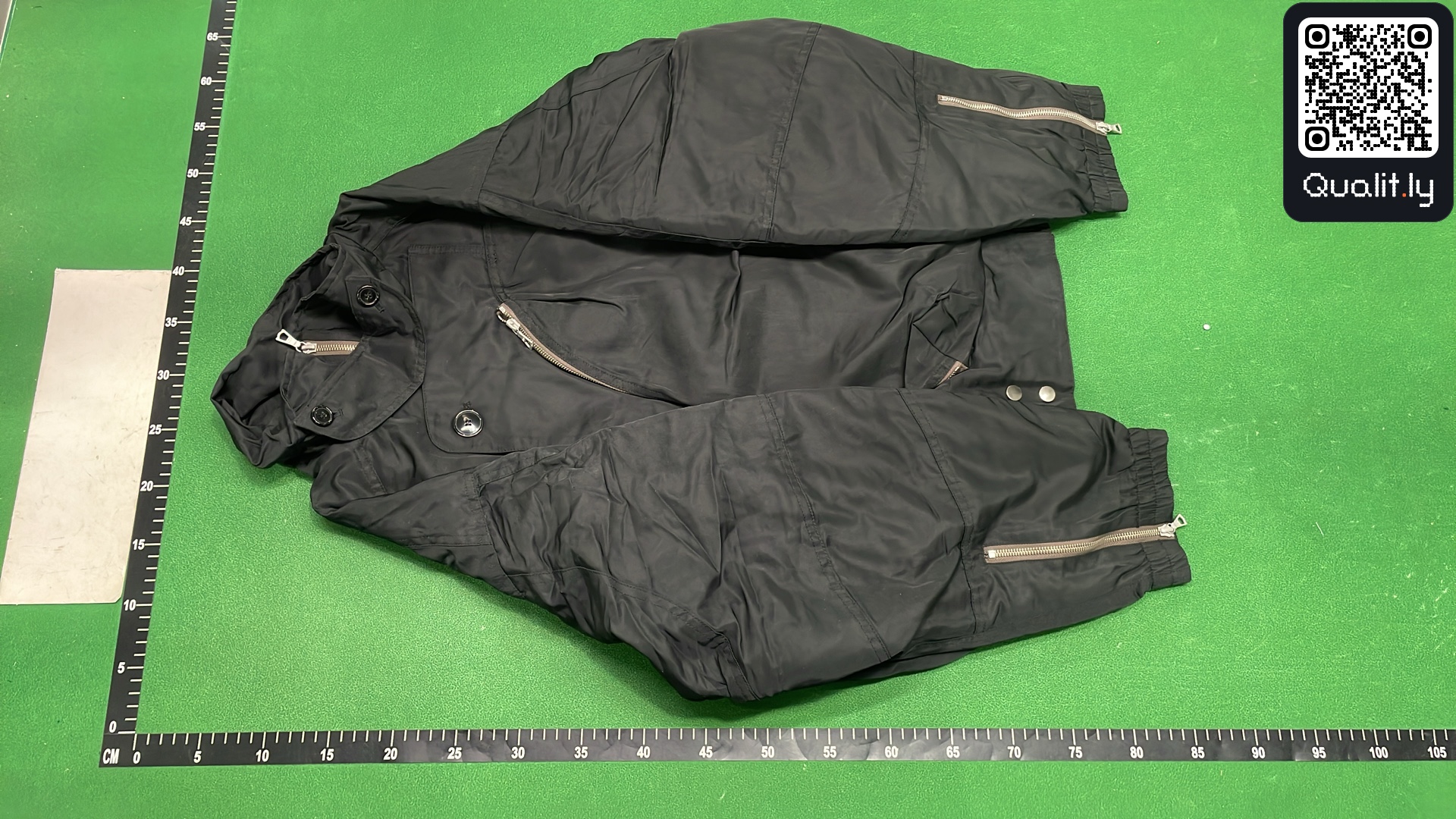 Jacket QC photo 2 of 16