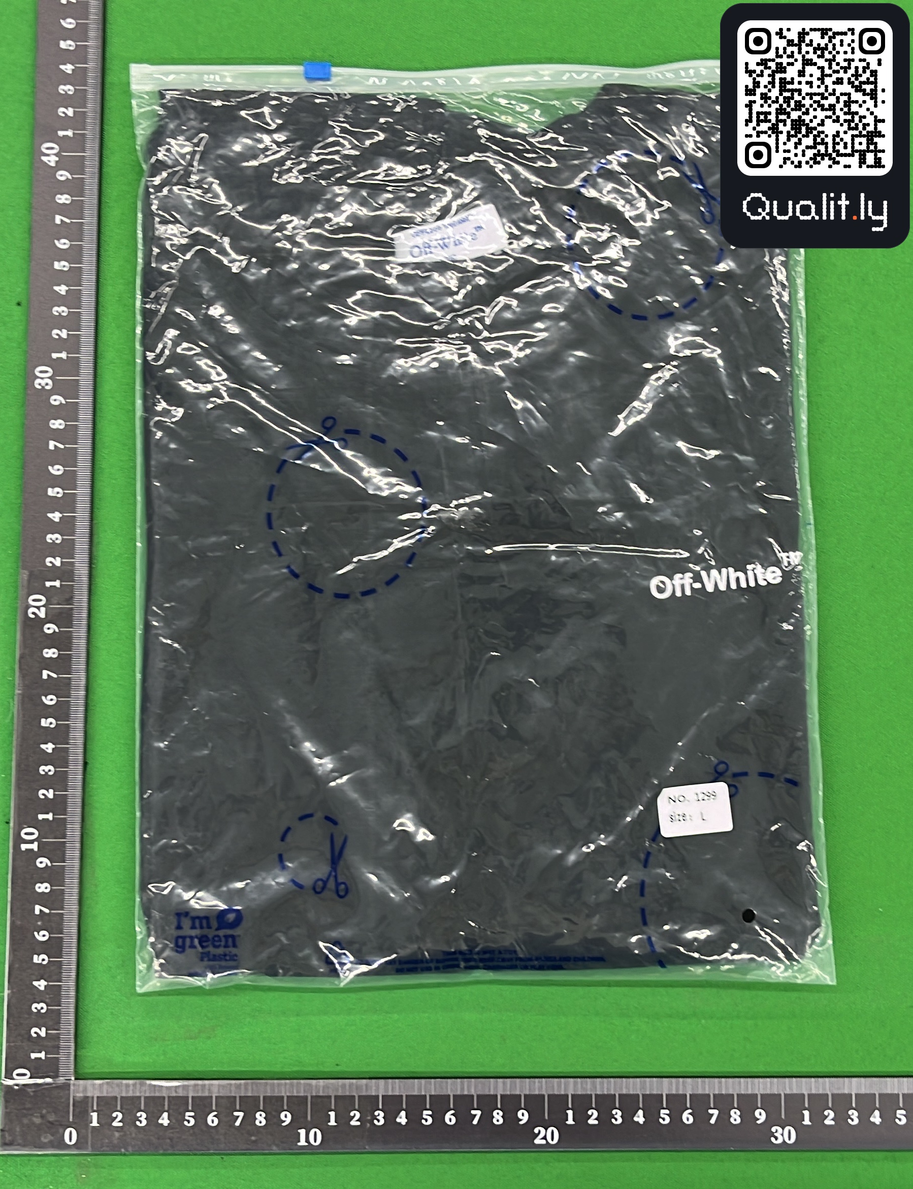 T-shirt QC photo 1 of 40