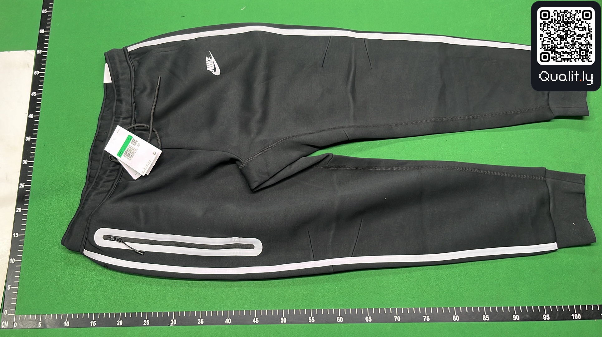 Hoodie — QC-foto 2 av 28