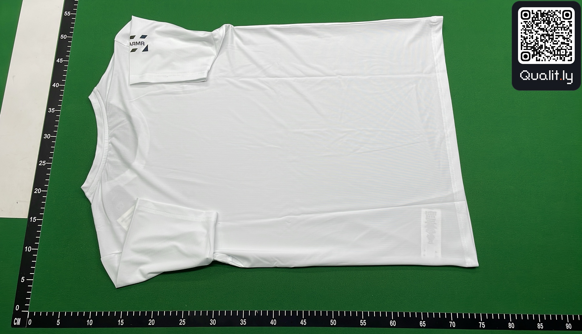 T-shirt — foto QC 3 di 37