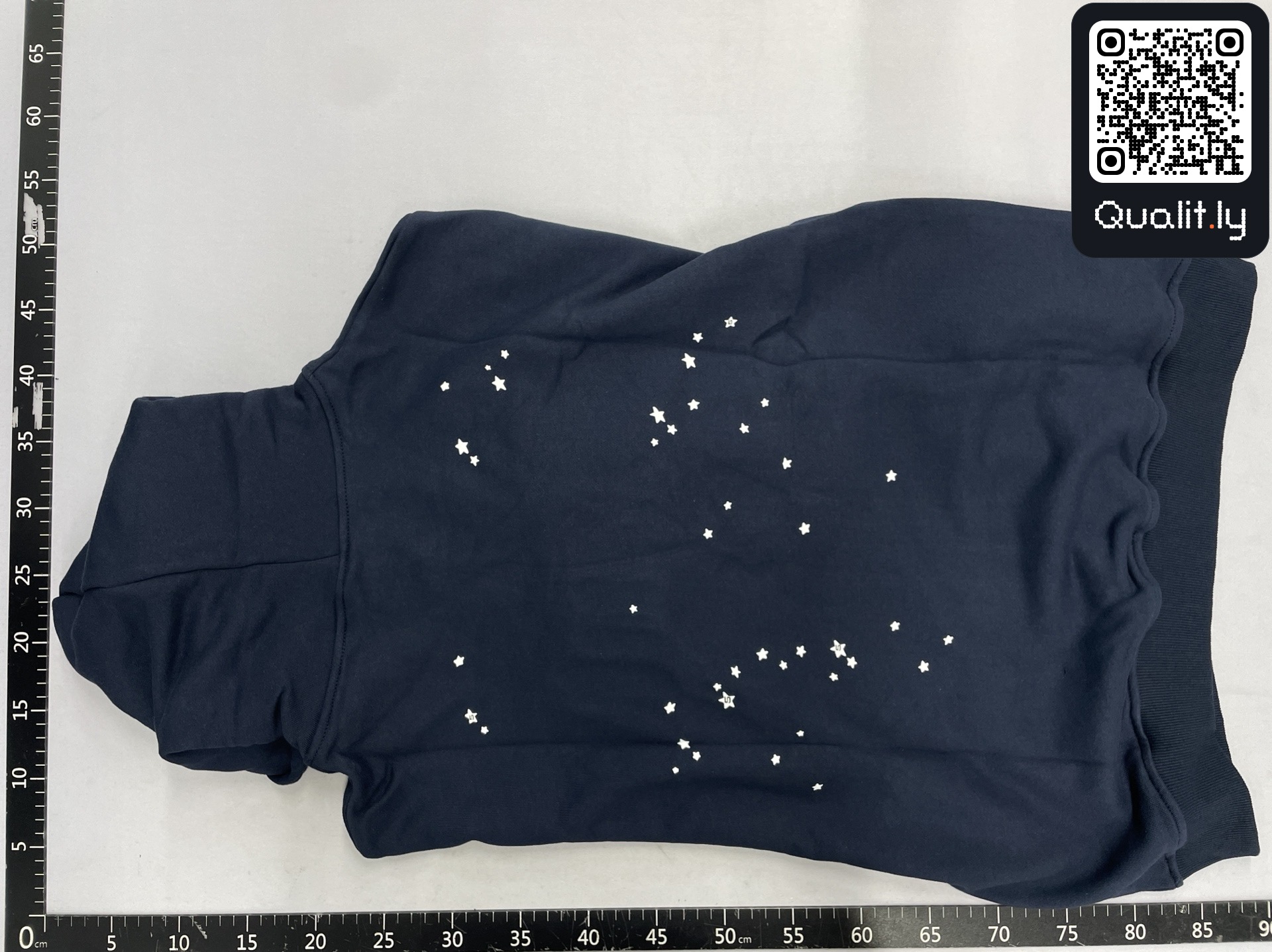 Bluza z kapturem — zdjęcie QC 2 z 180