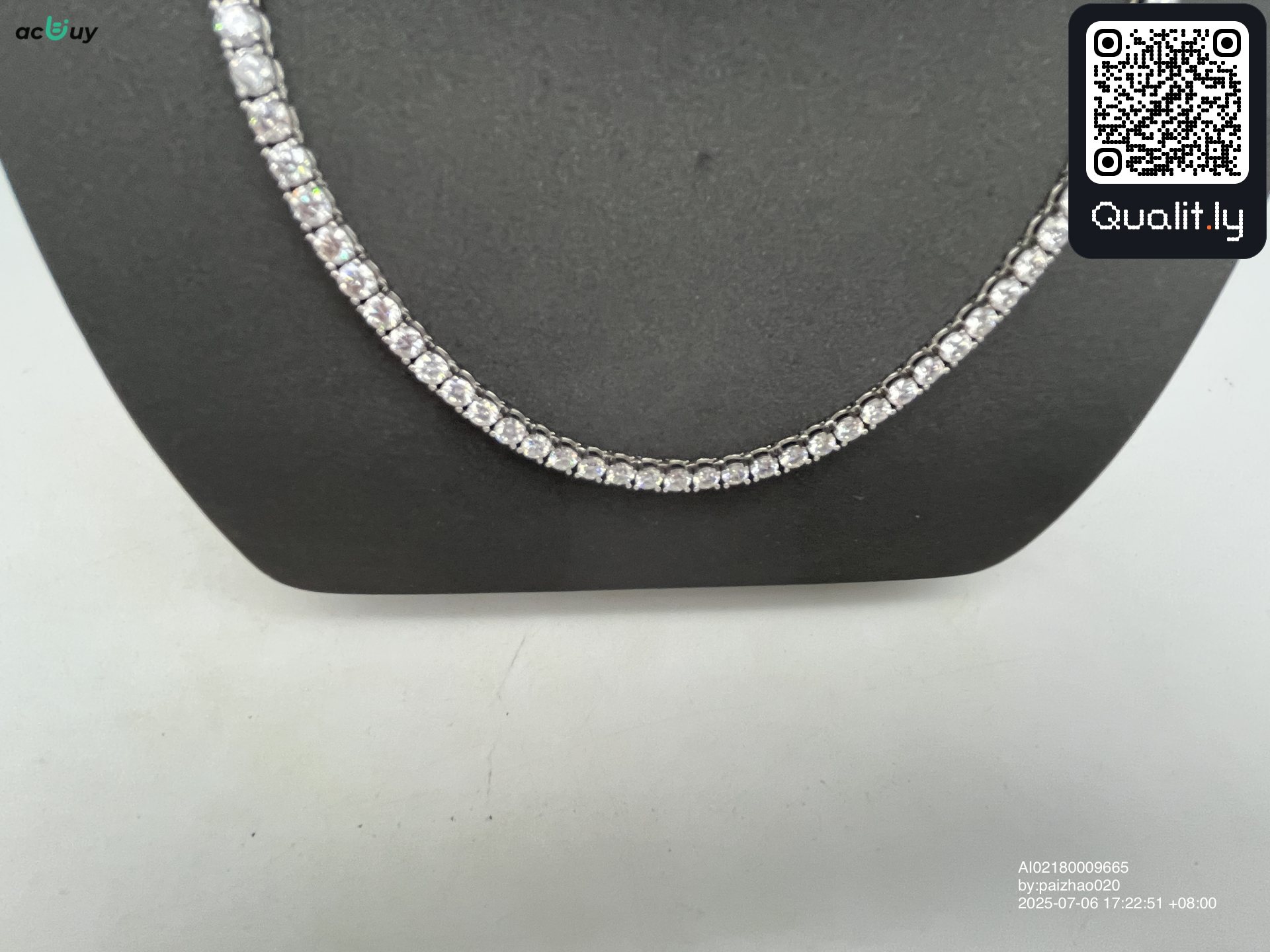 Jewelry QC photo 2 of 3